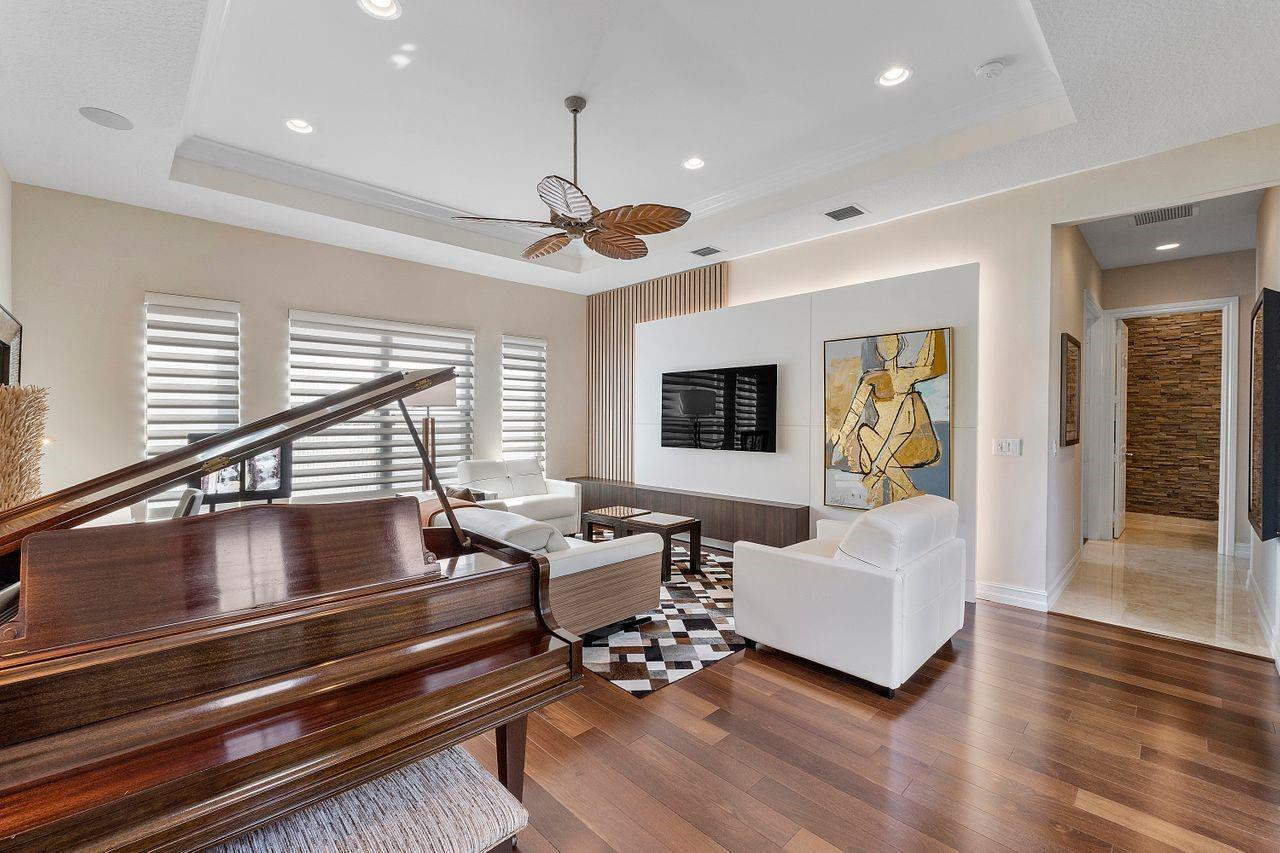16607 Chesapeake Bay Court