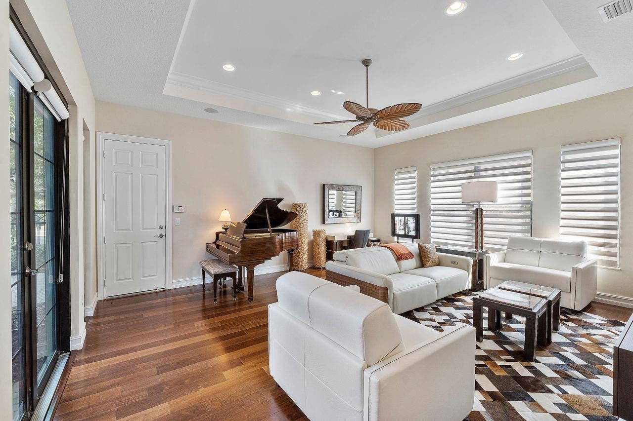 16607 Chesapeake Bay Court