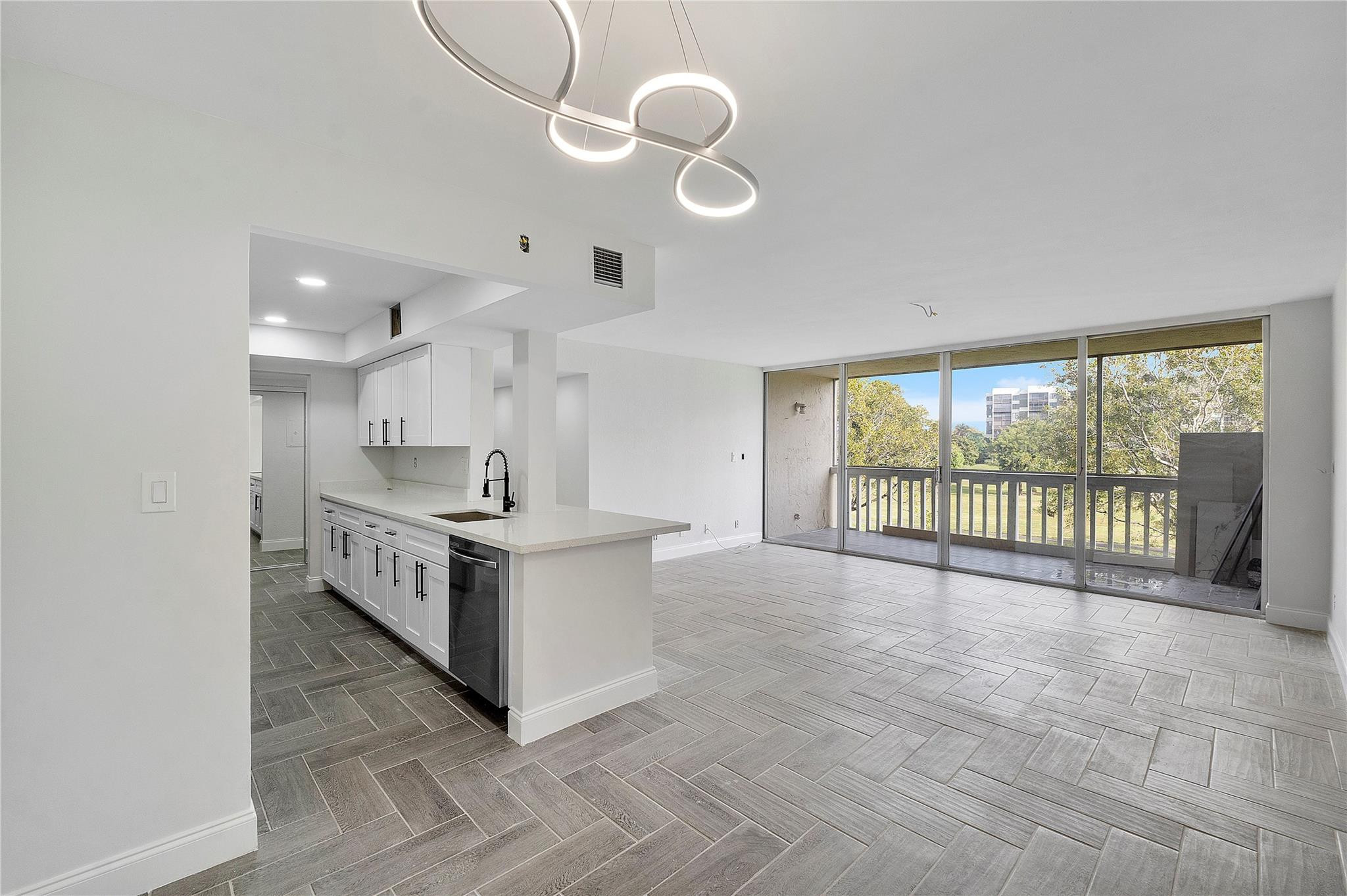 7051 Environ Boulevard 236