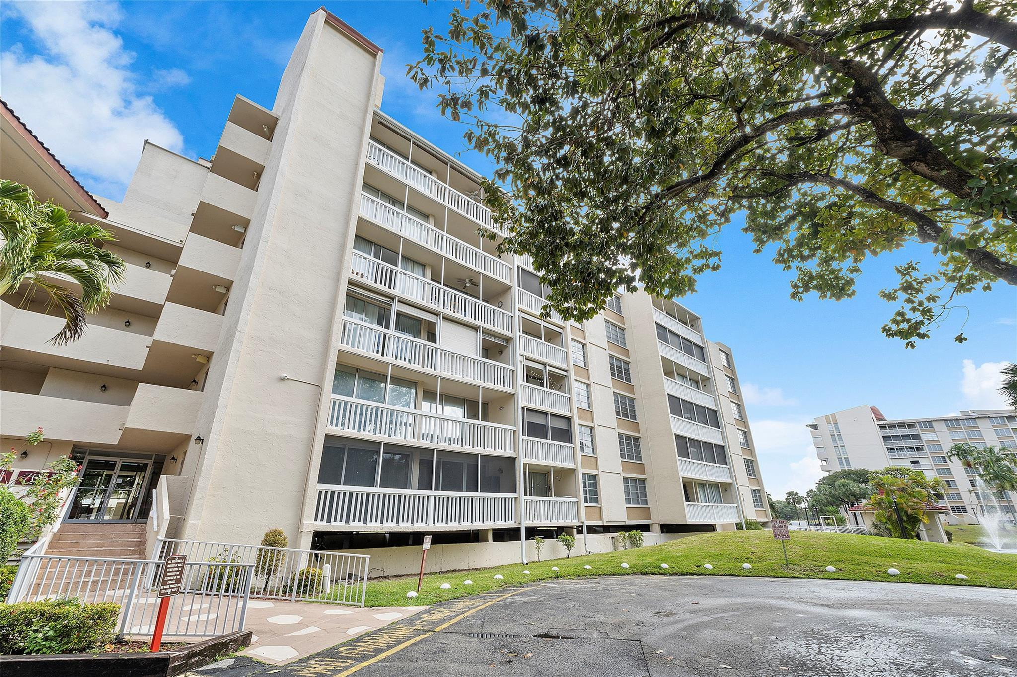 7051 Environ Boulevard 236