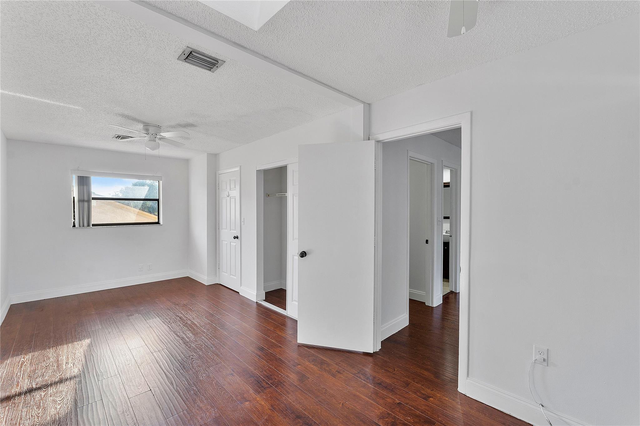 2949 Riverside Drive 225