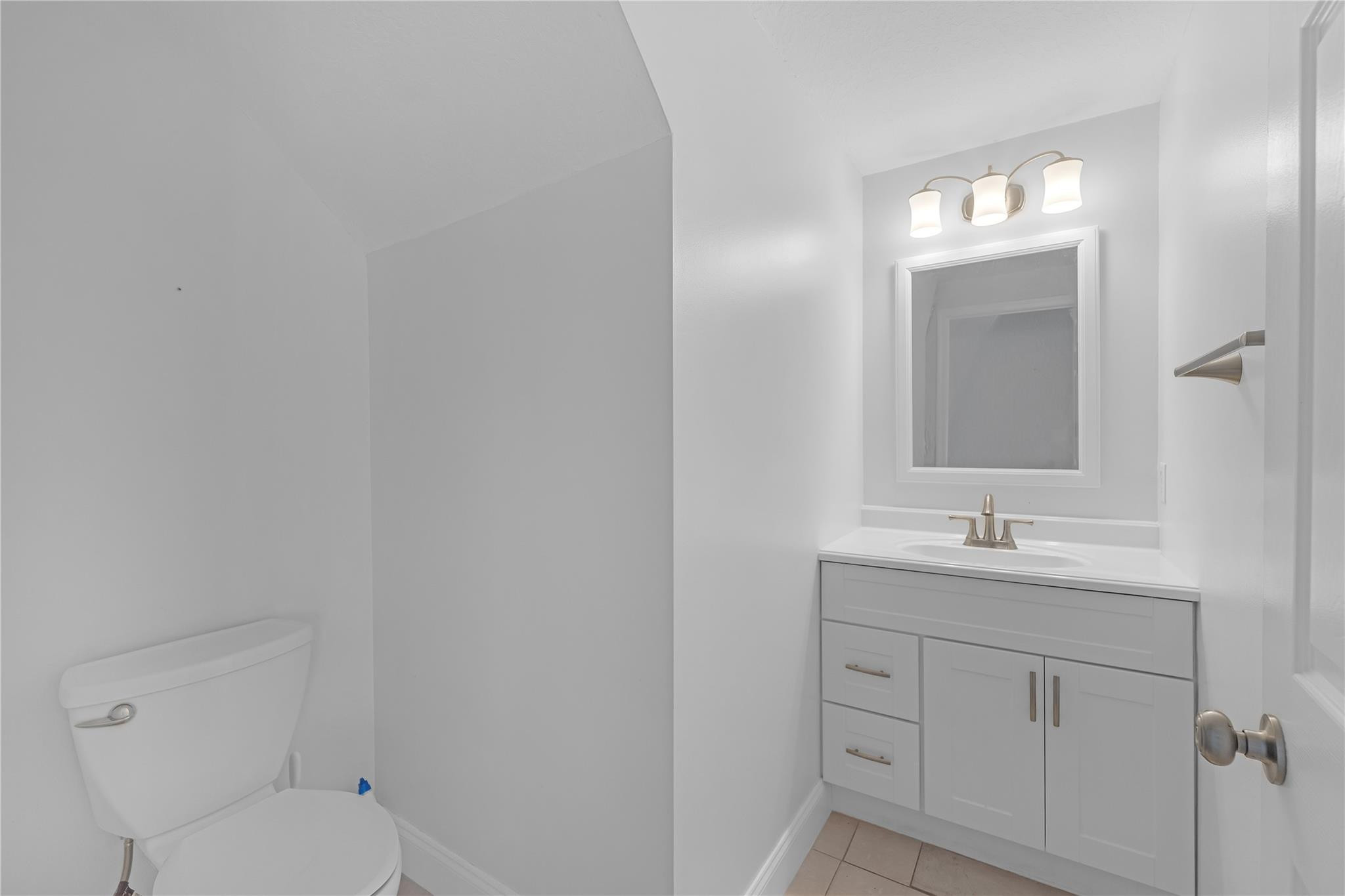 10502 NW 57th Street 10502