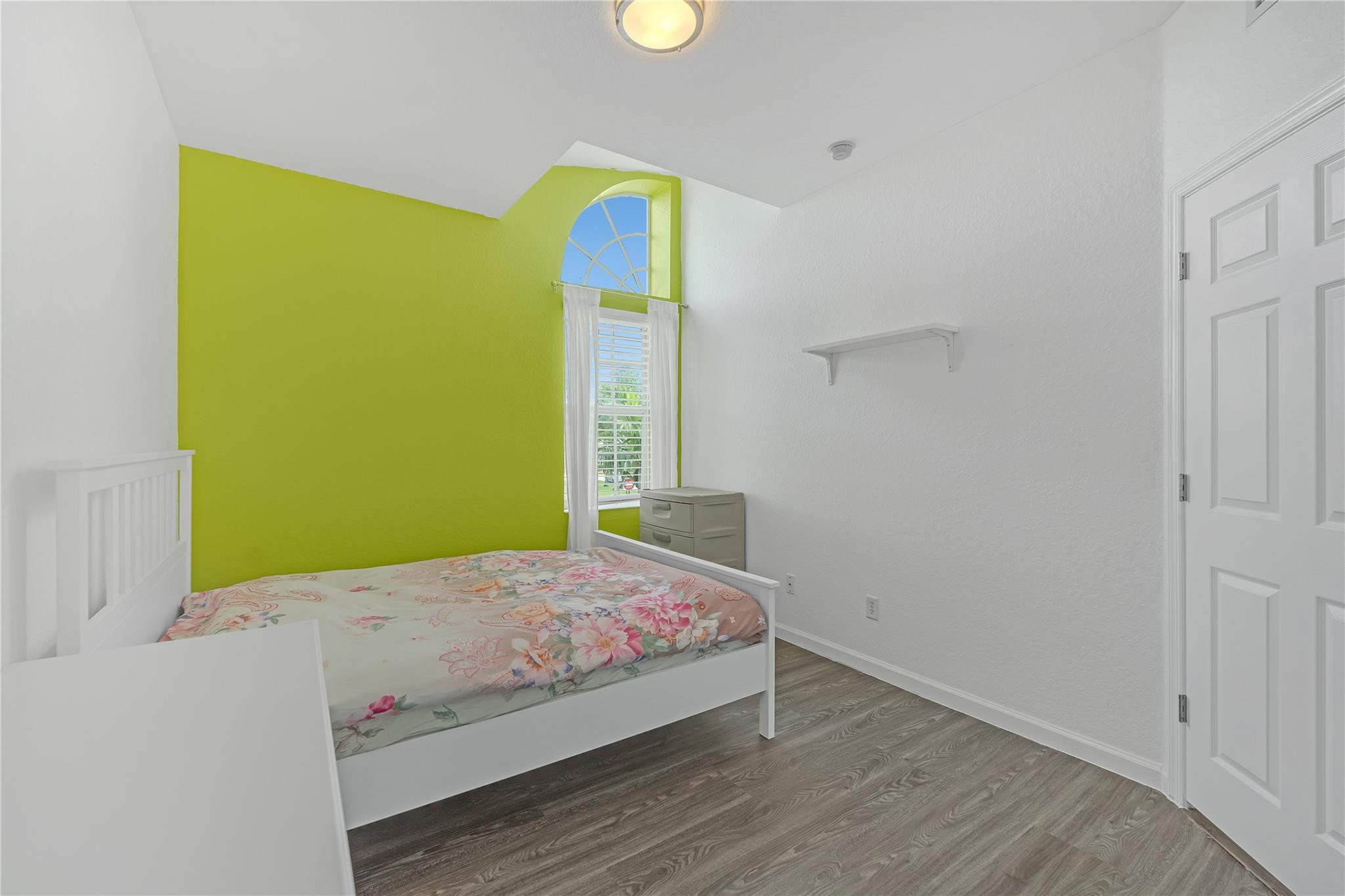 10502 NW 57th Street 10502