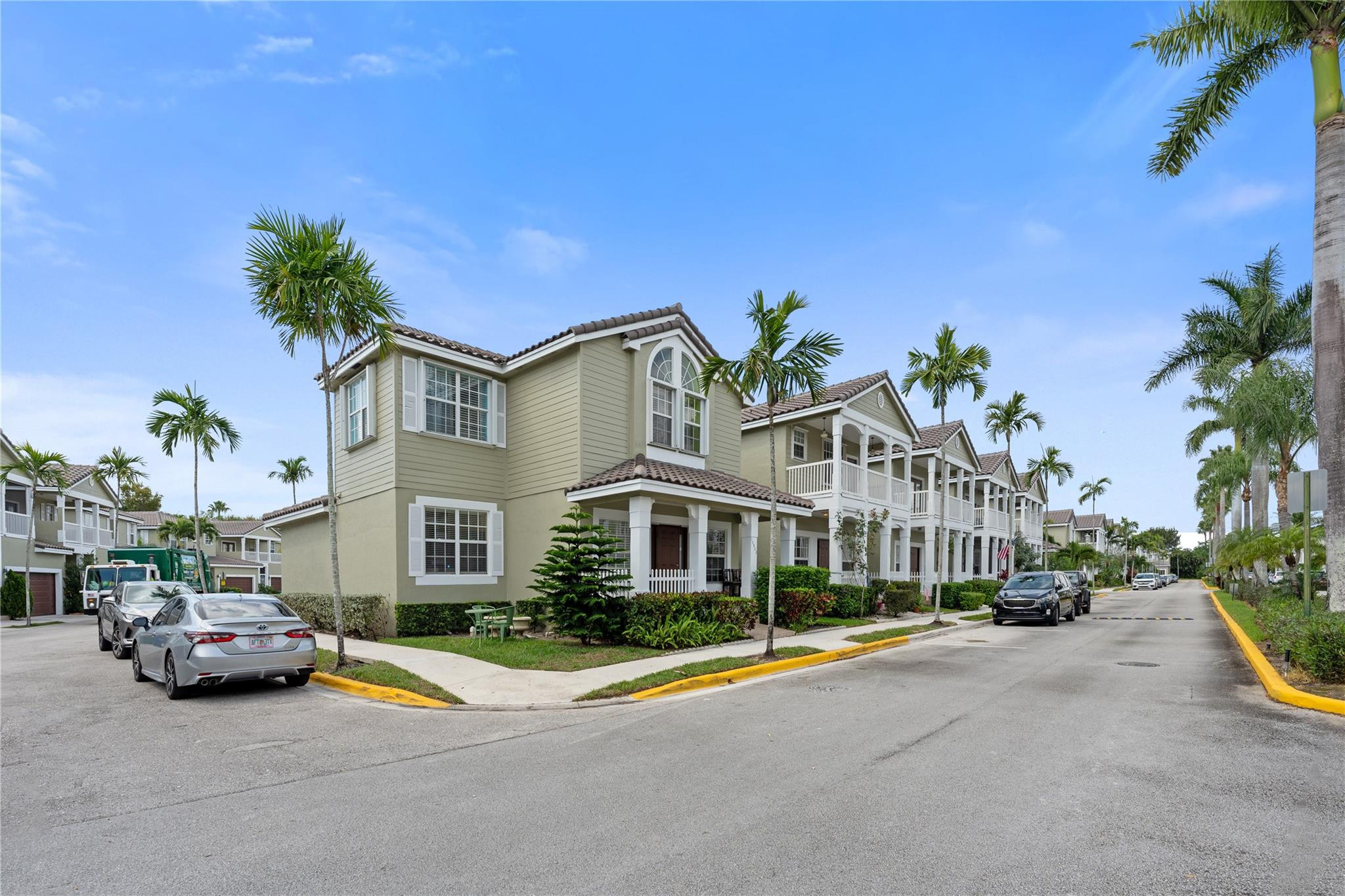 10502 NW 57th Street 10502