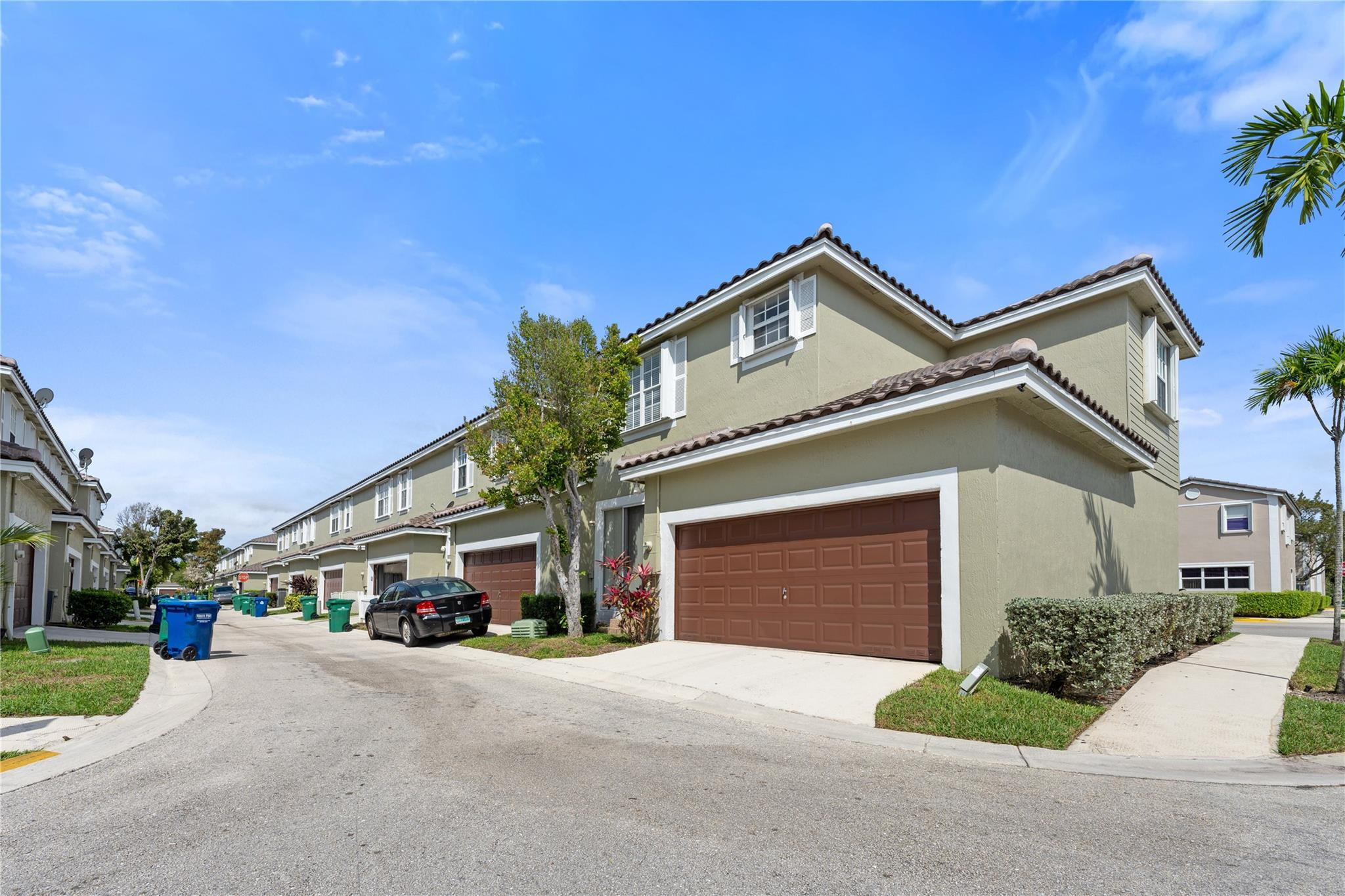 10502 NW 57th Street 10502