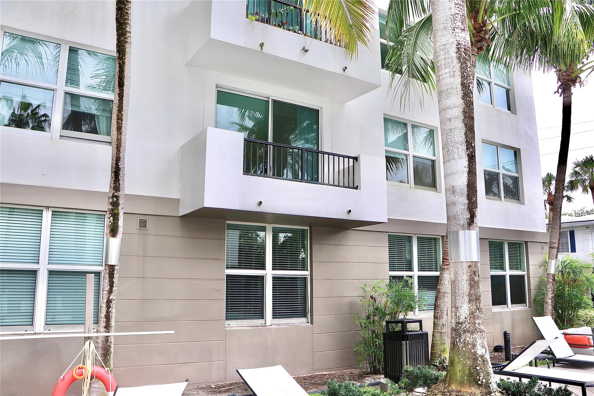 2401 NE 65th Street 1-201