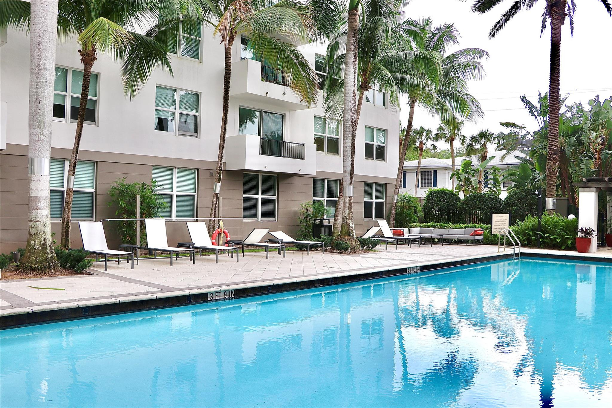 2401 NE 65th Street 1-201