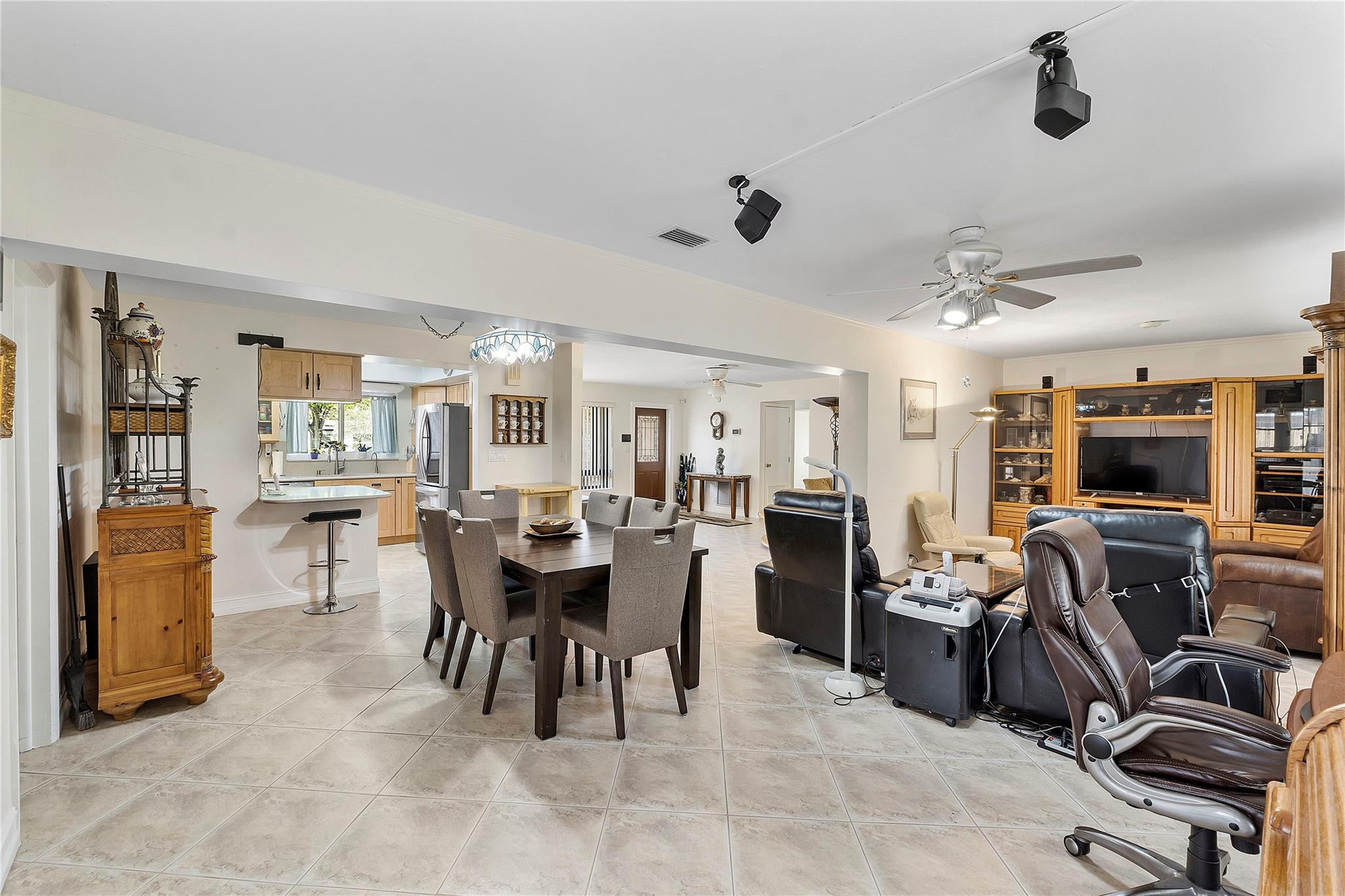 5640 SW 3rd Court
