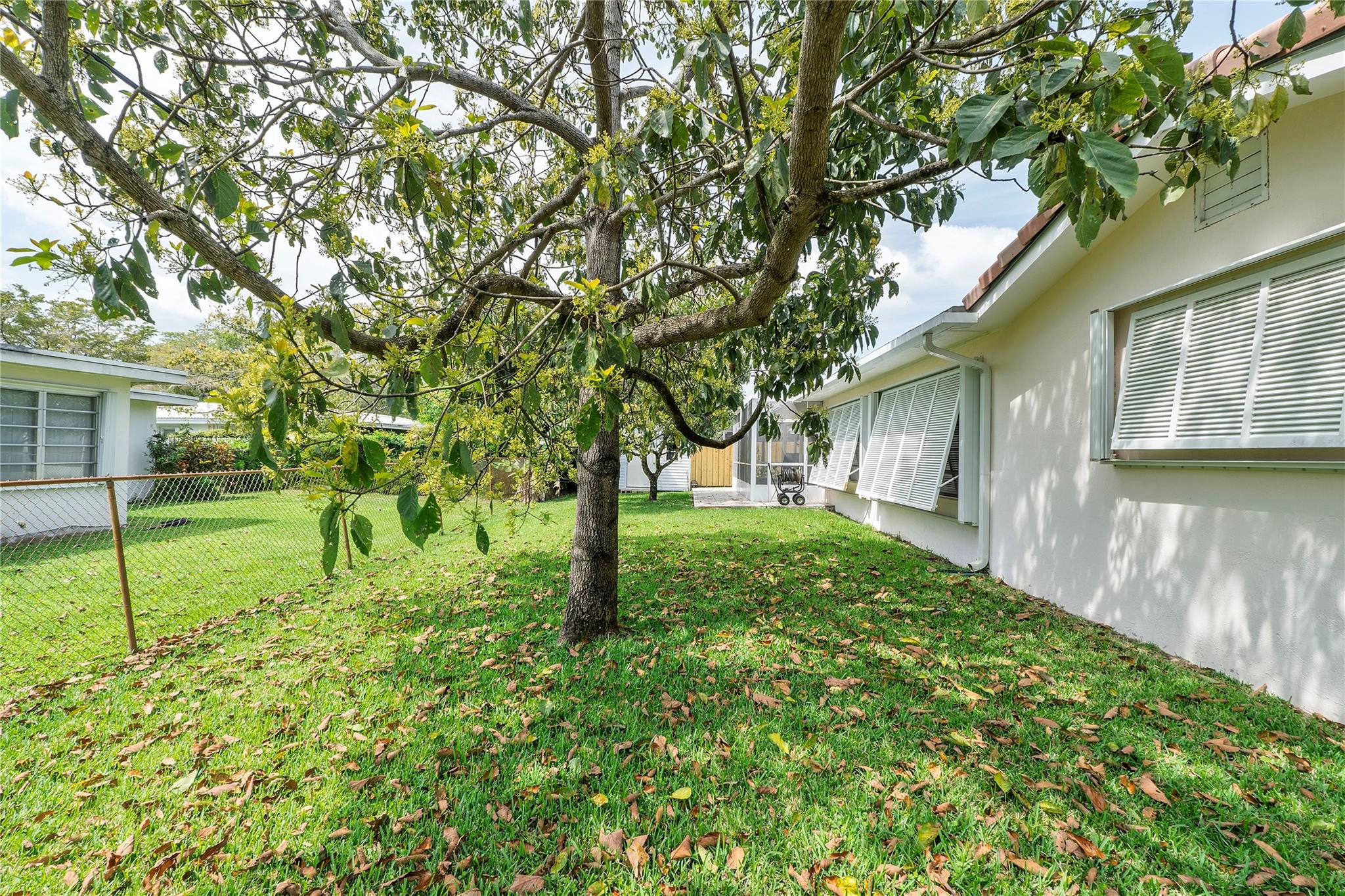 5640 SW 3rd Court