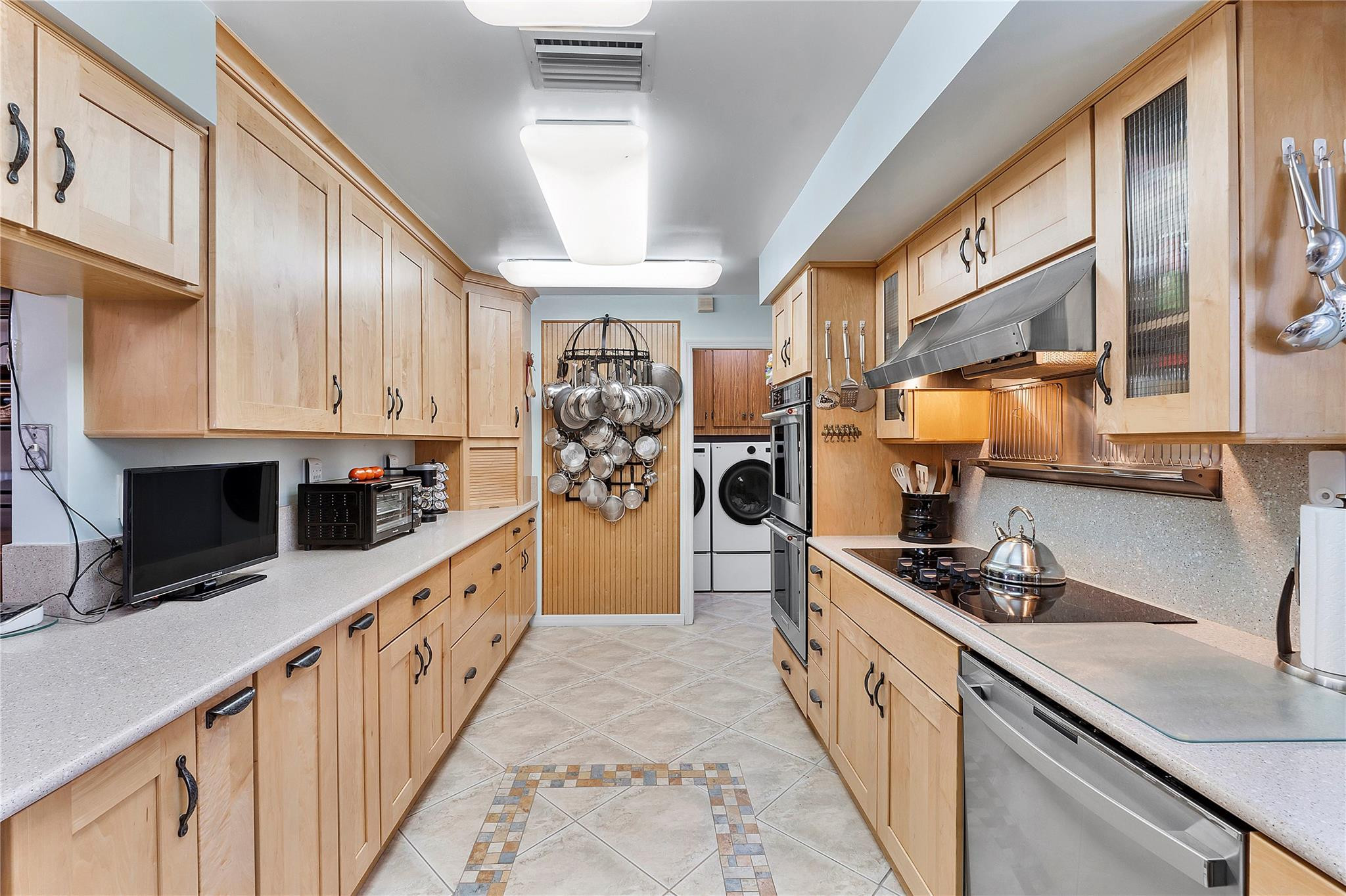 5640 SW 3rd Court