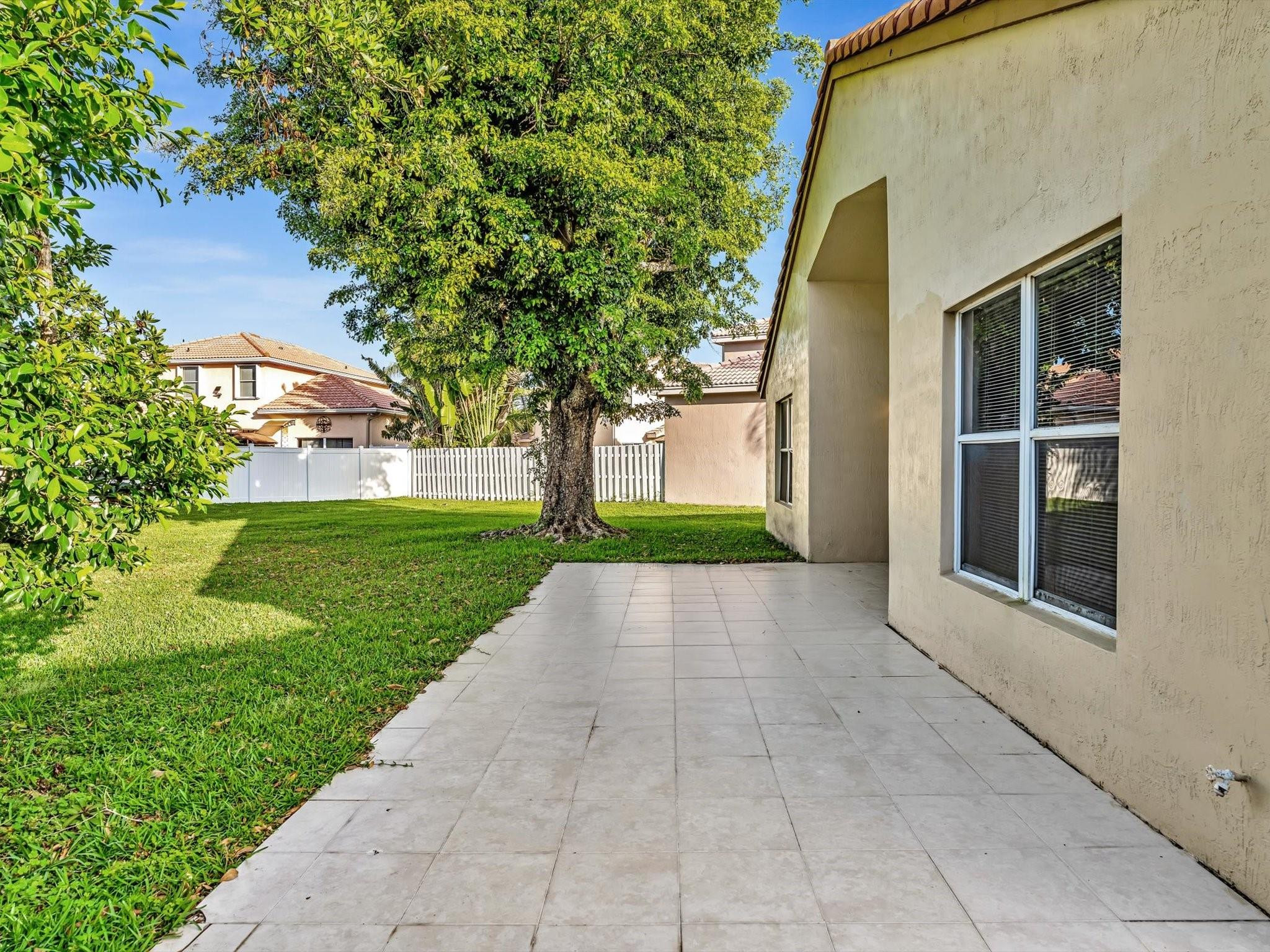 18252 NW 20th Street