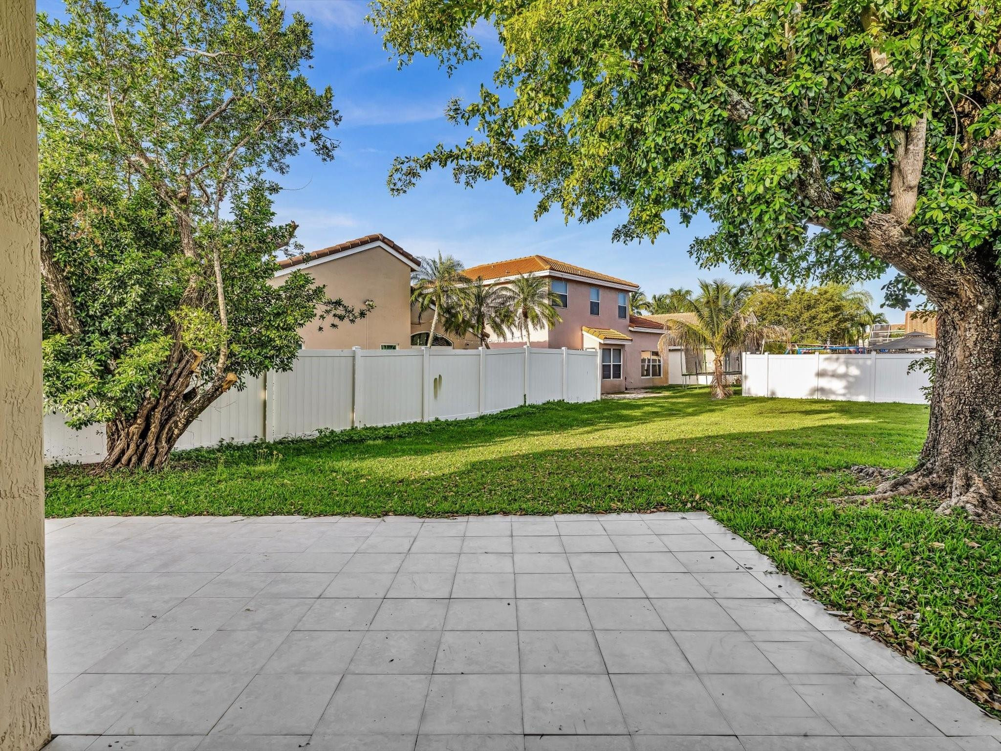 18252 NW 20th Street