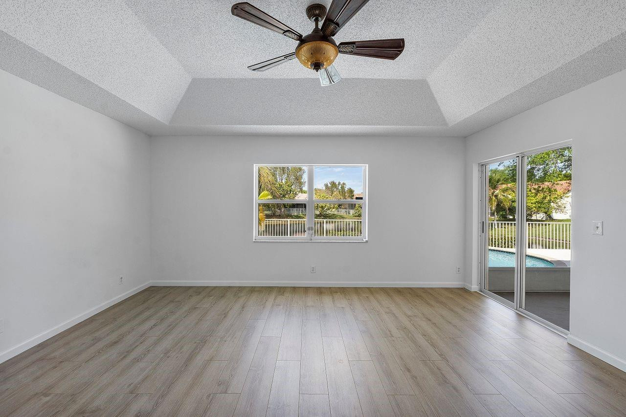 4721 NW 75th Street