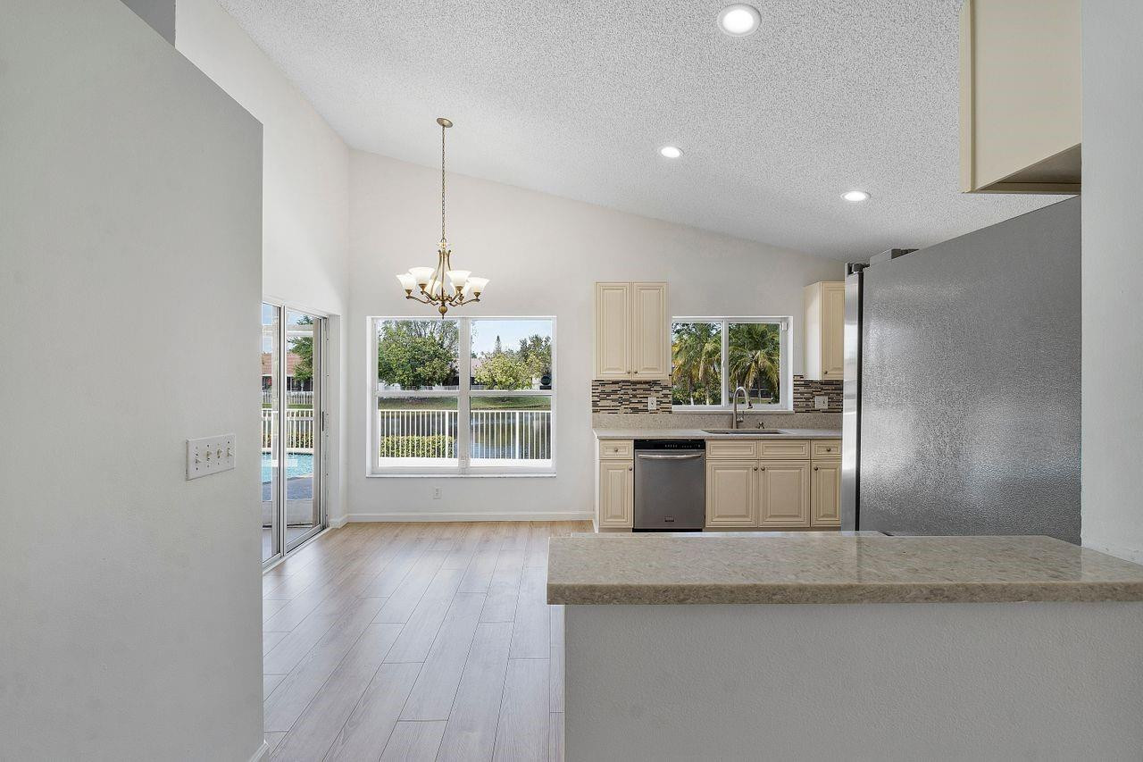 4721 NW 75th Street