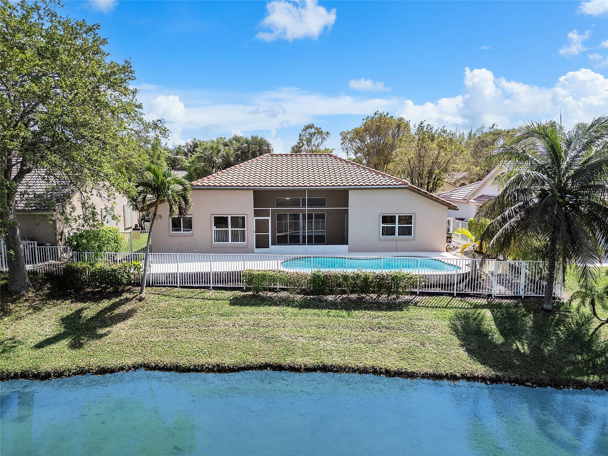 4721 NW 75th Street