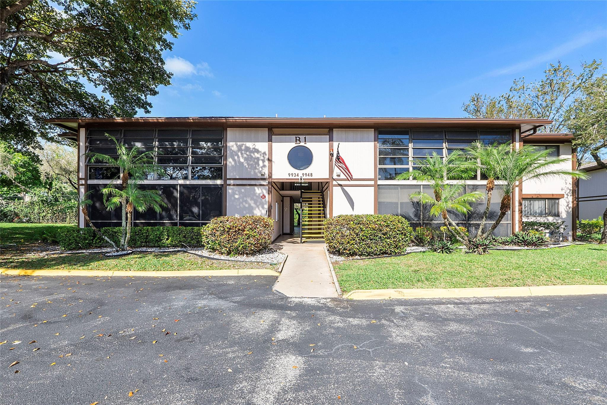 9934 S Belfort Circle 104