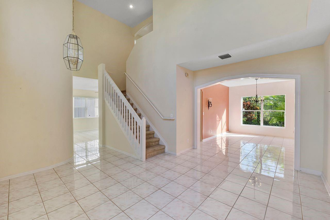 3923 Jasmine Lane