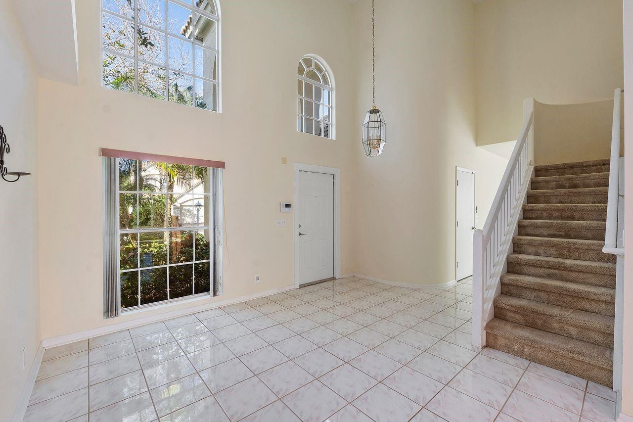 3923 Jasmine Lane