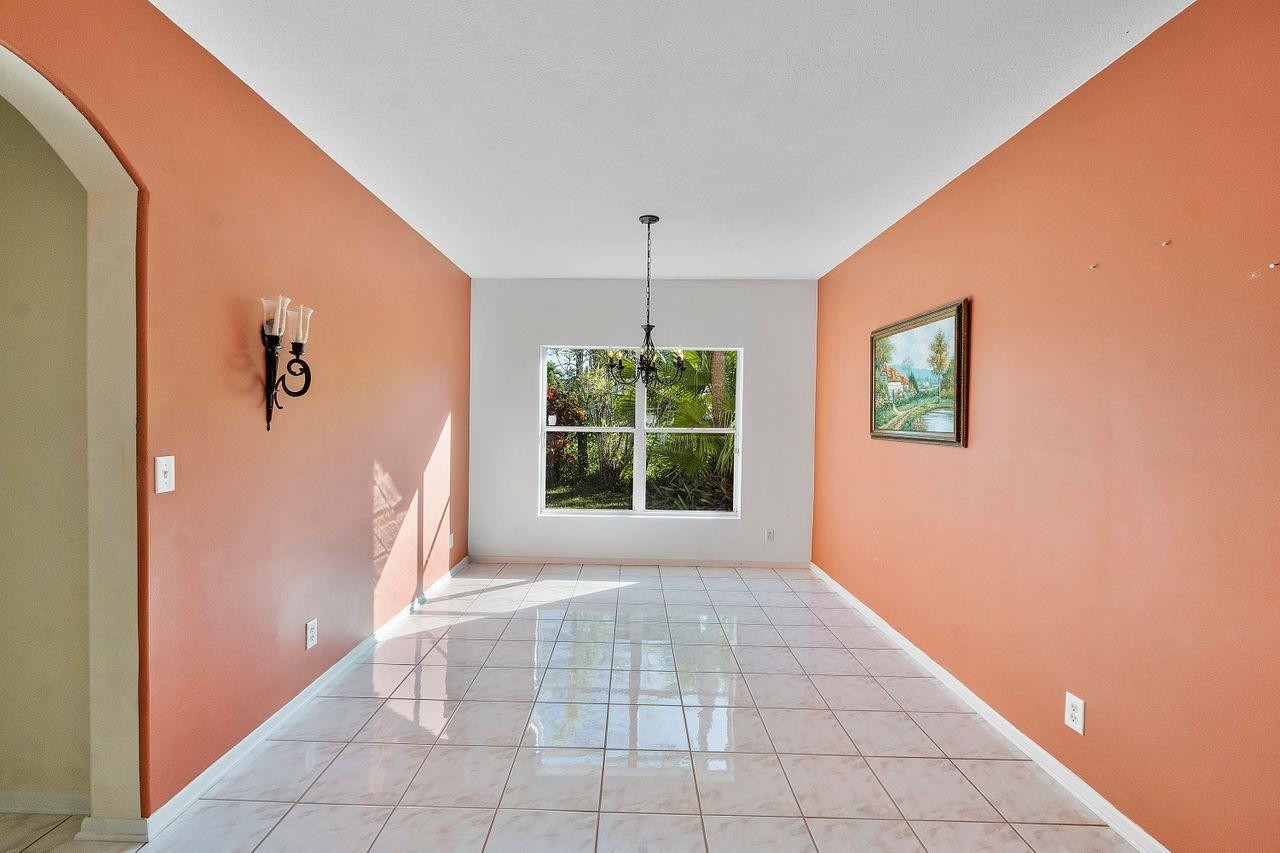 3923 Jasmine Lane
