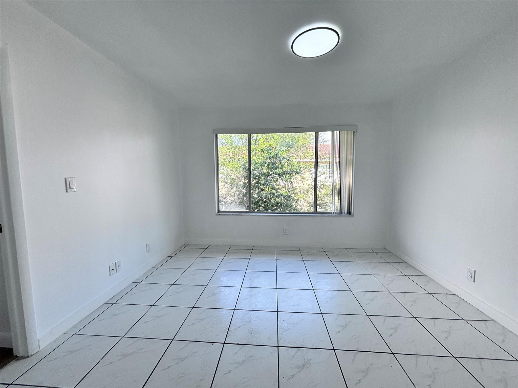 3237 NW 103rd Terrace 303-C