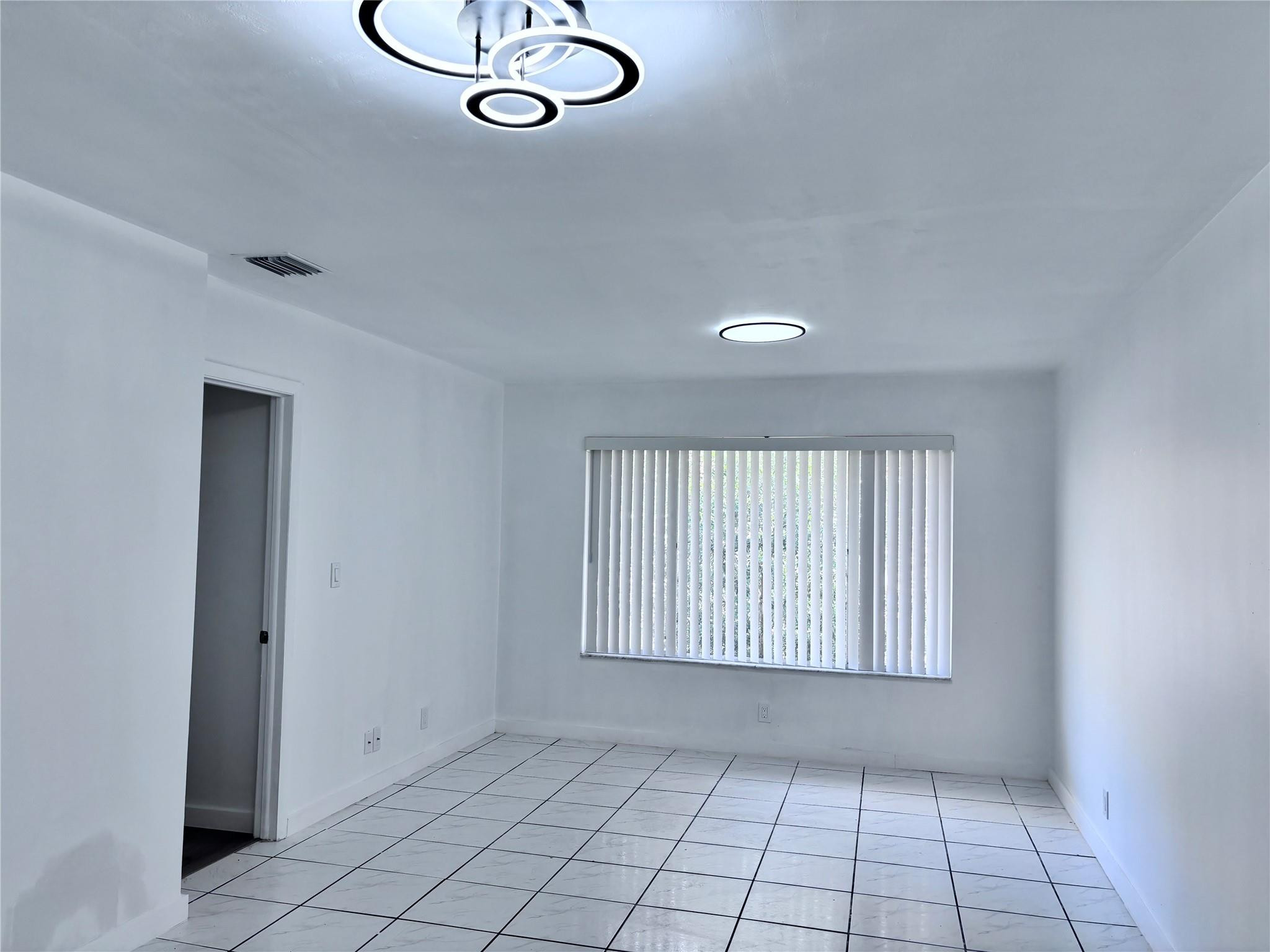 3237 NW 103rd Terrace 303-C