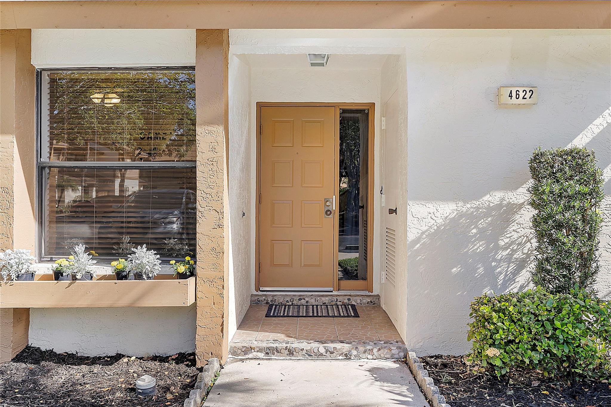 4622 NW 30th Street 4622