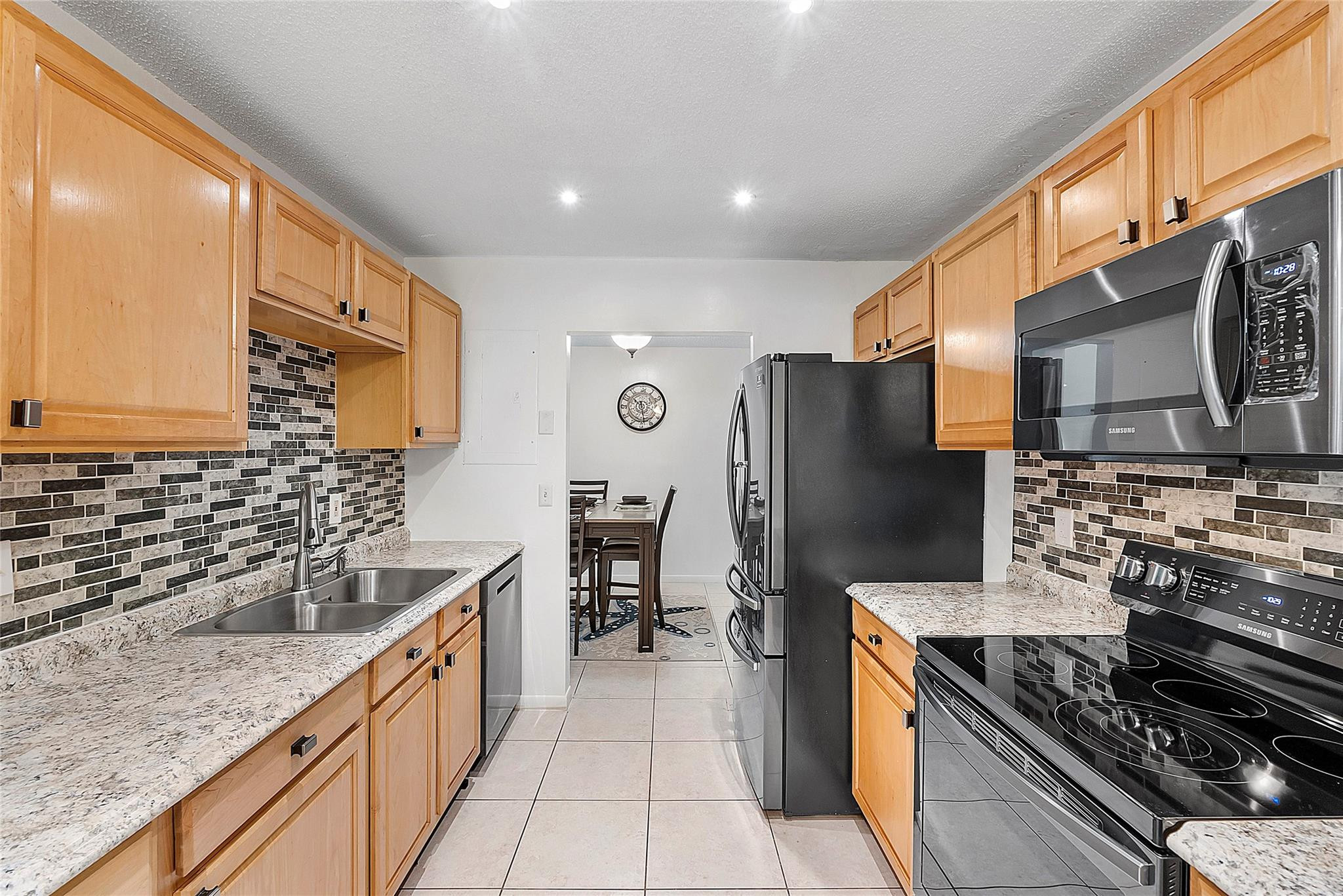 4622 NW 30th Street 4622