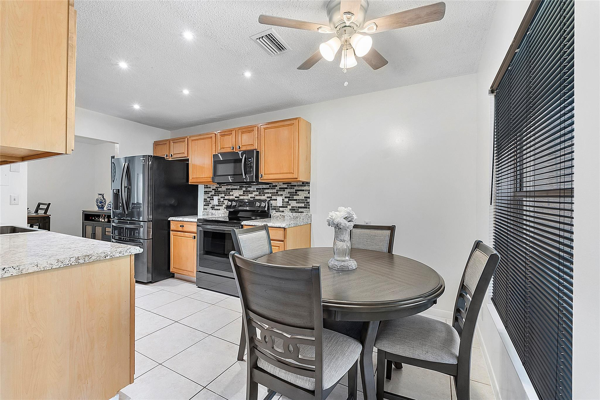4622 NW 30th Street 4622