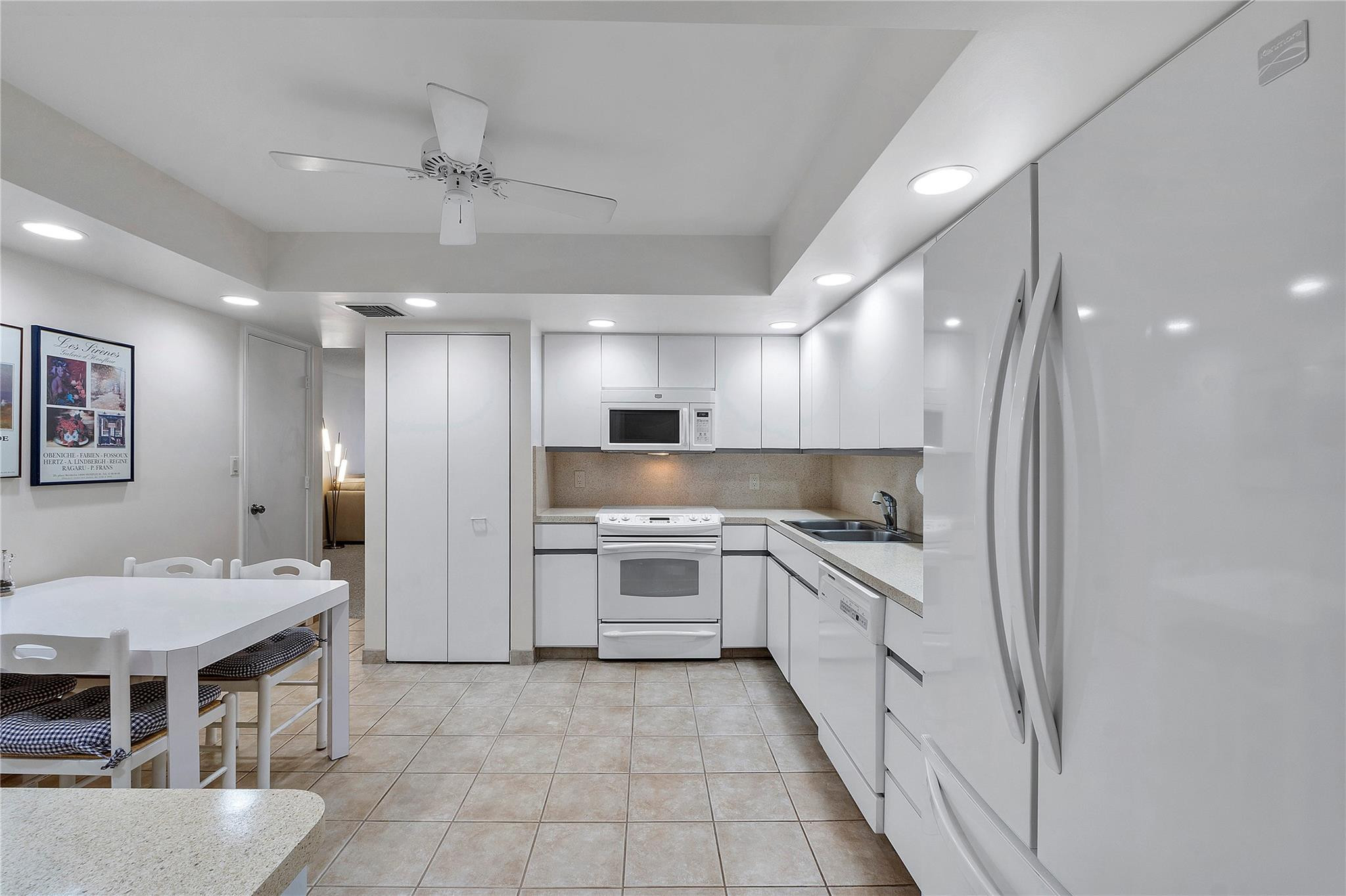 1370 S Ocean Boulevard 1006