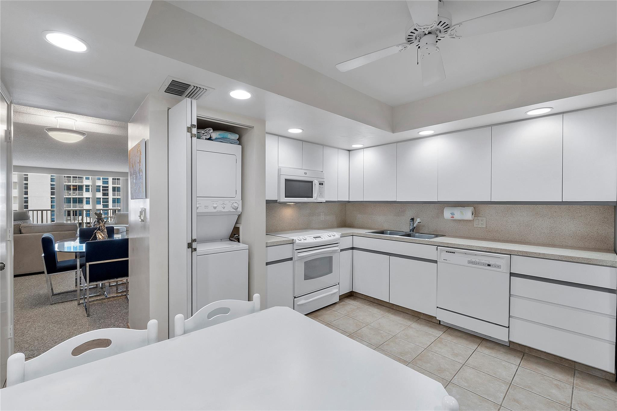 1370 S Ocean Boulevard 1006