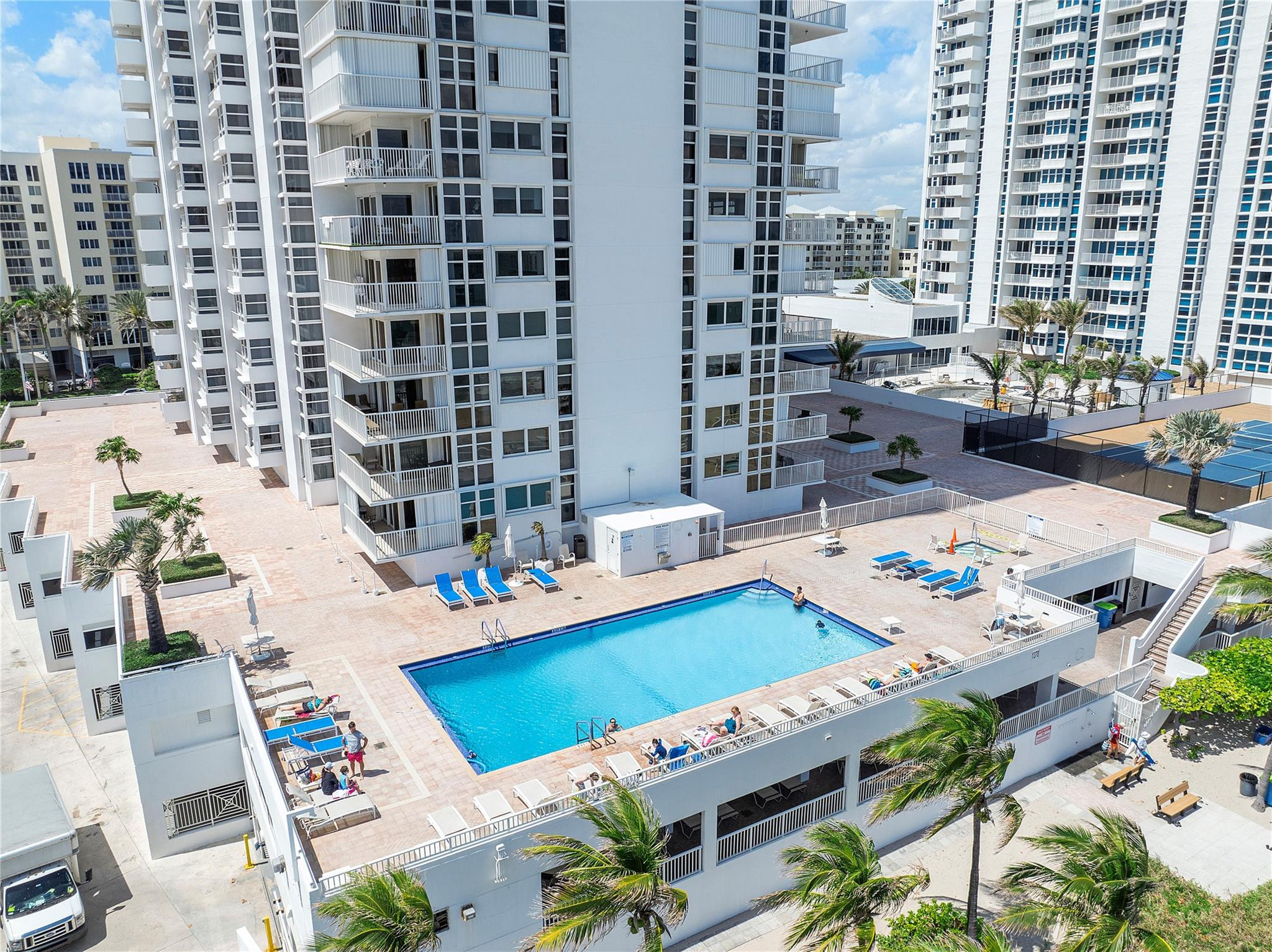 1370 S Ocean Boulevard 1006