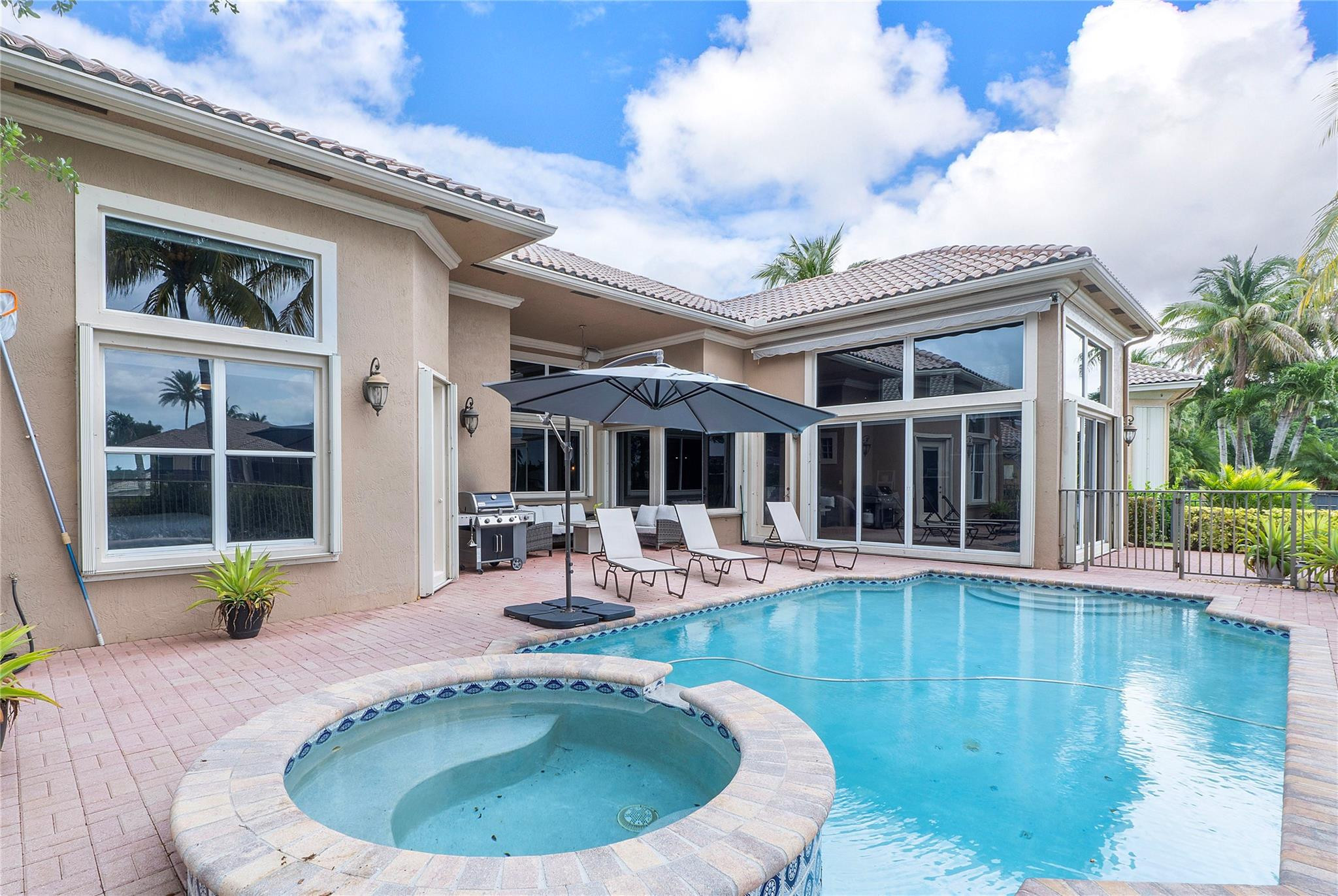 6213 NW 120th Drive