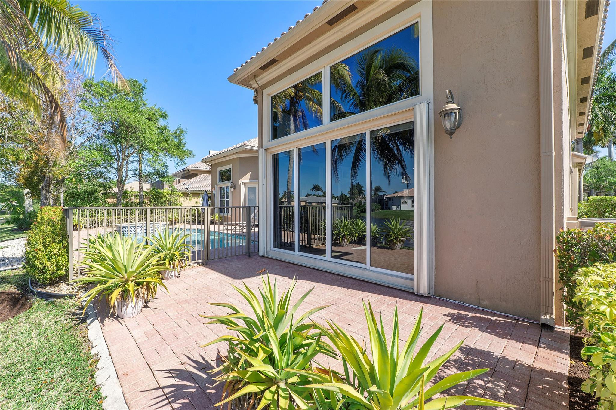 6213 NW 120th Drive