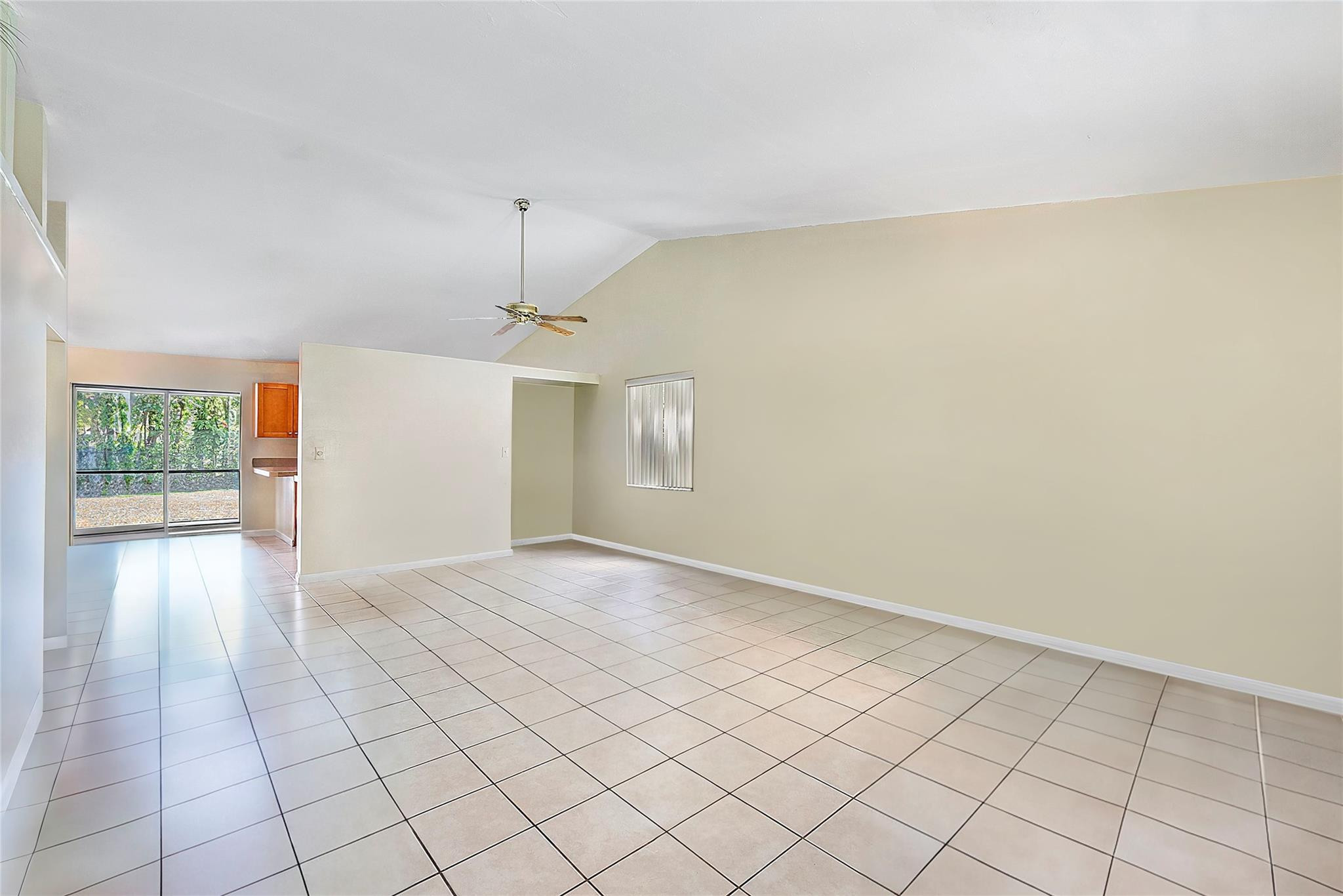 2475 NW 92nd Avenue