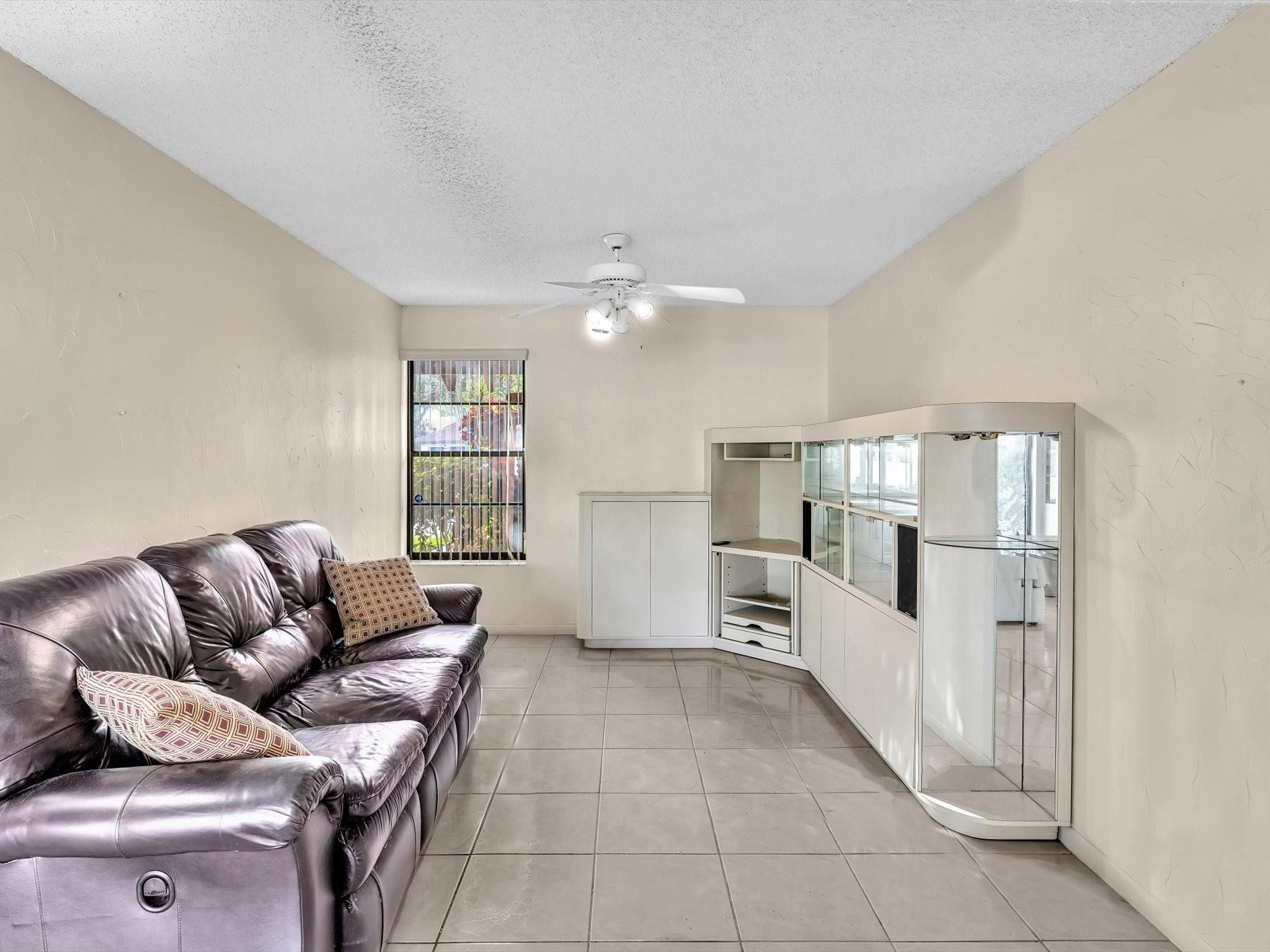 10407 S Circle Lake Drive 102