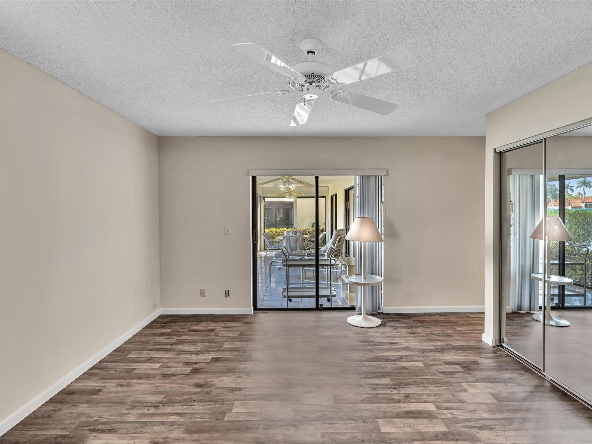 10407 S Circle Lake Drive 102