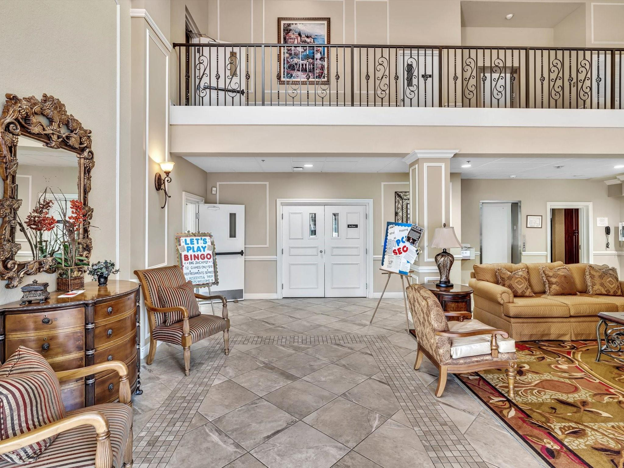 10407 S Circle Lake Drive 102