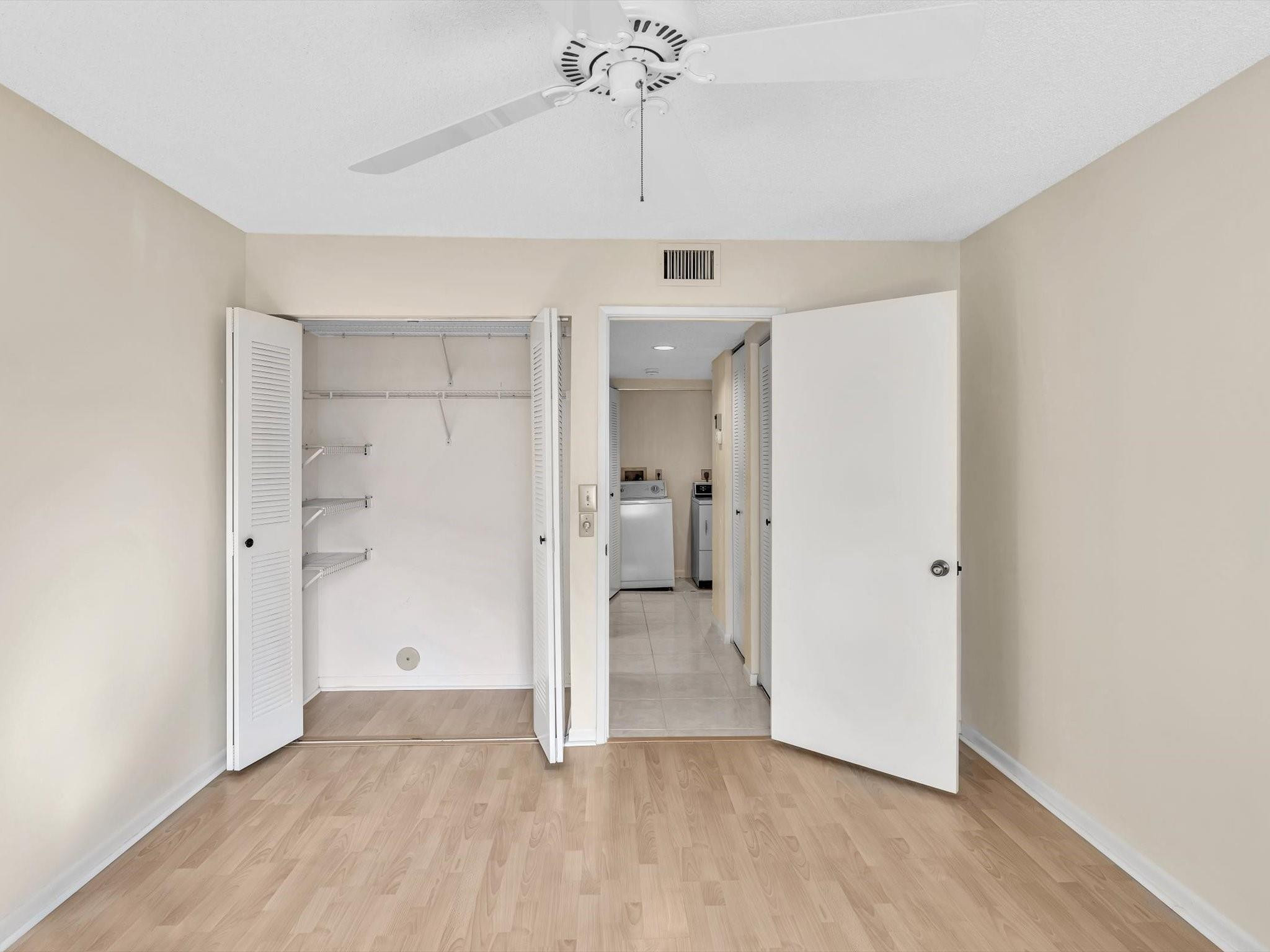 10407 S Circle Lake Drive 102