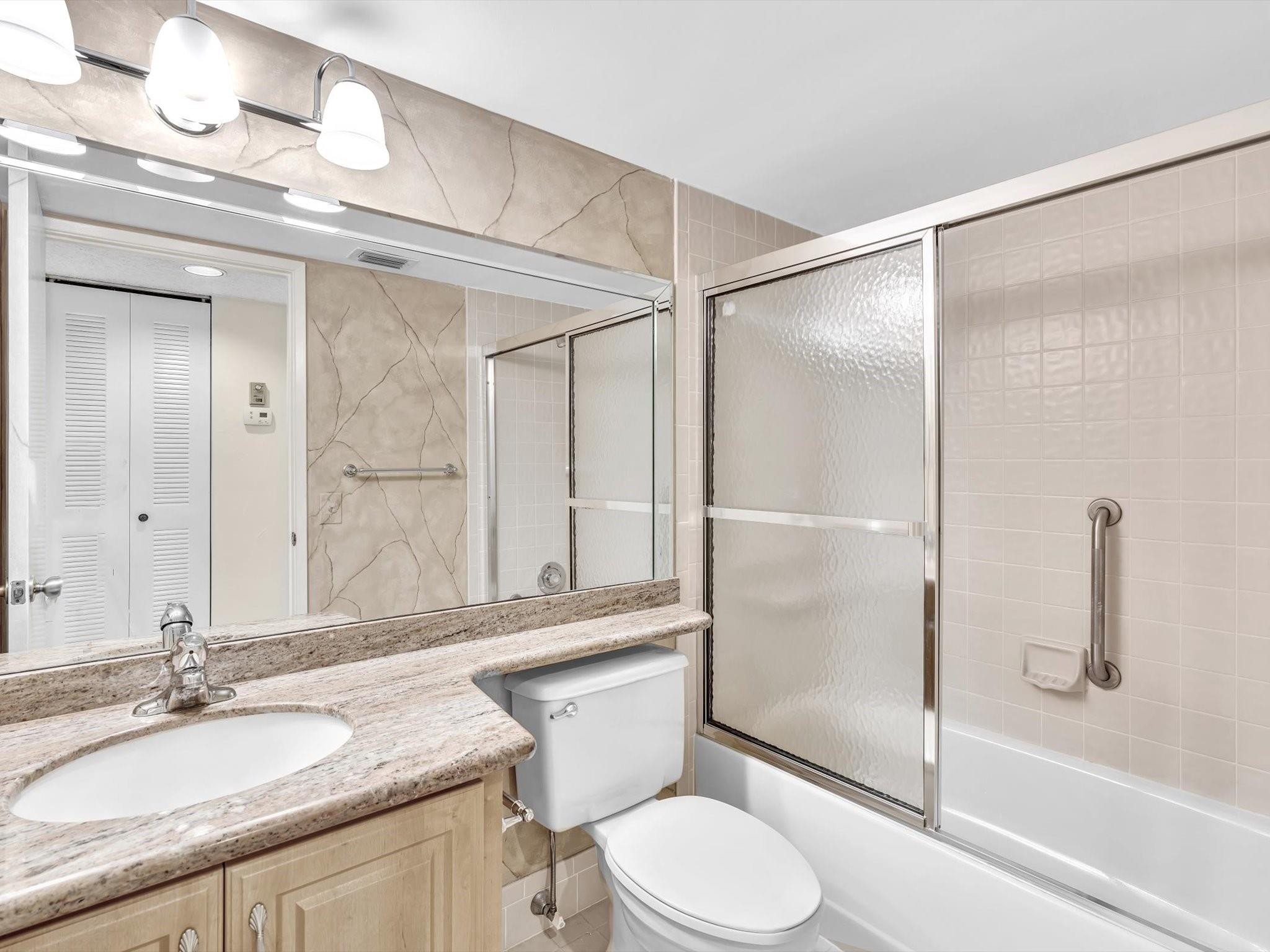 10407 S Circle Lake Drive 102
