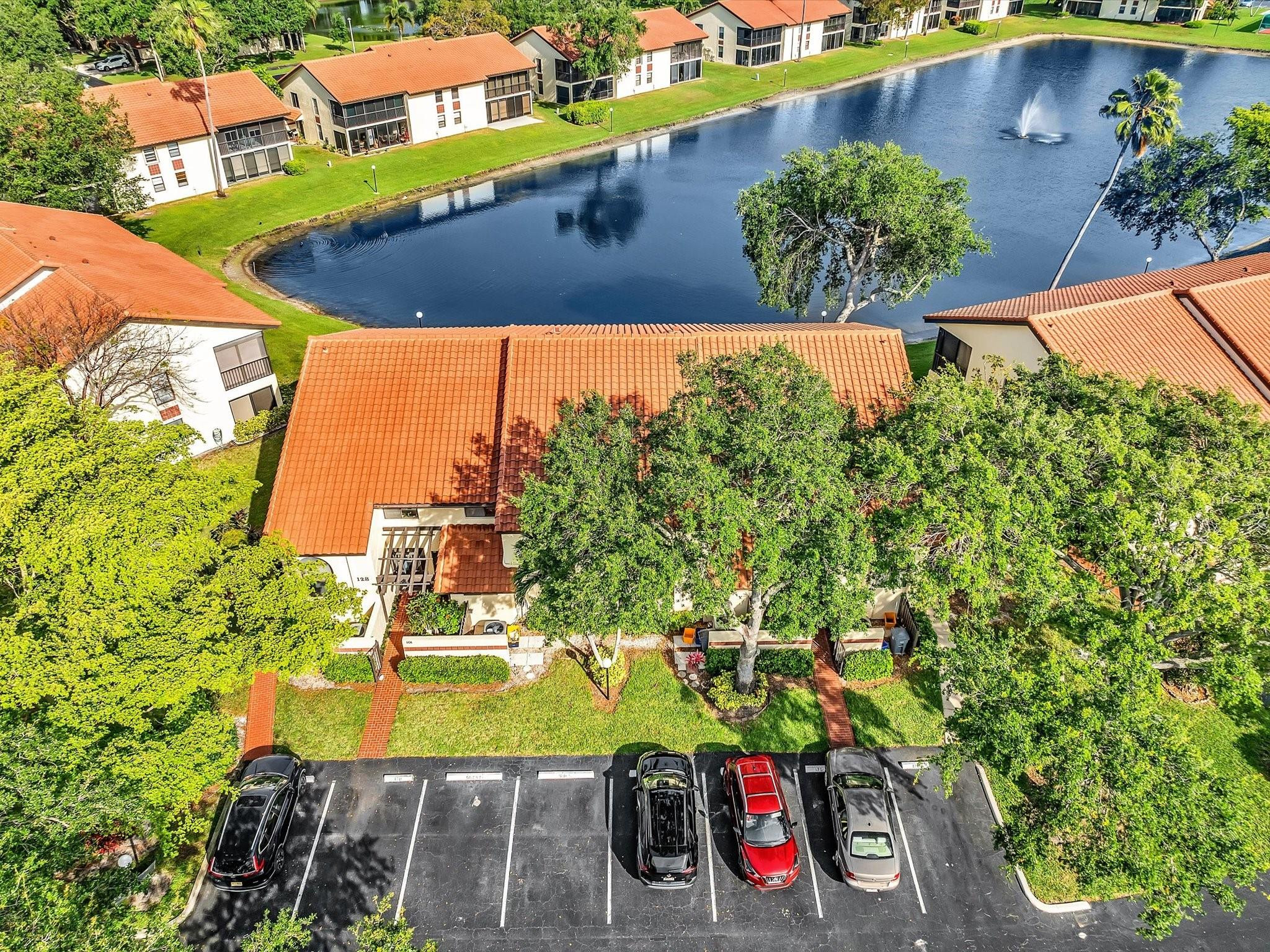 10407 S Circle Lake Drive 102