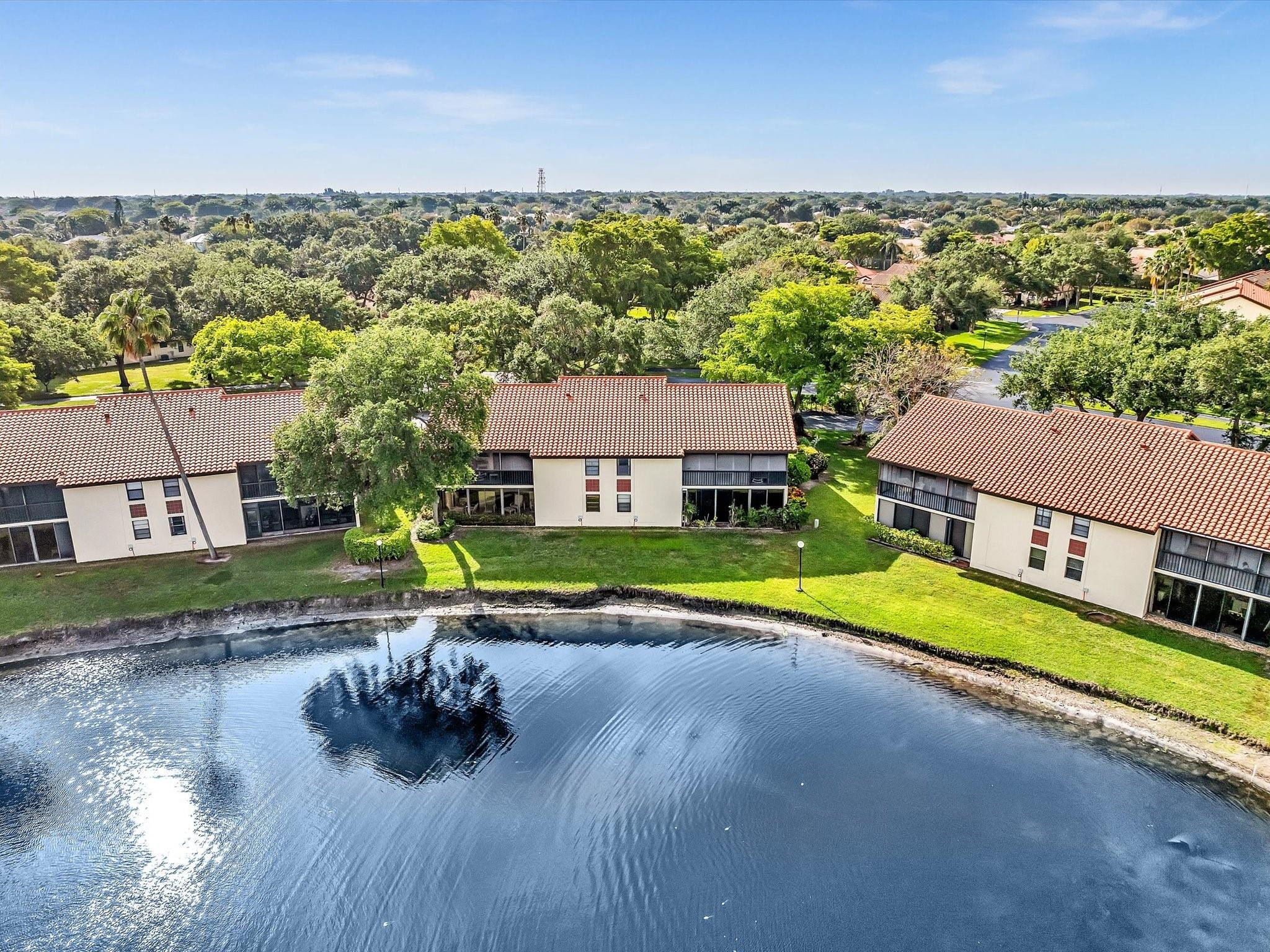 10407 S Circle Lake Drive 102