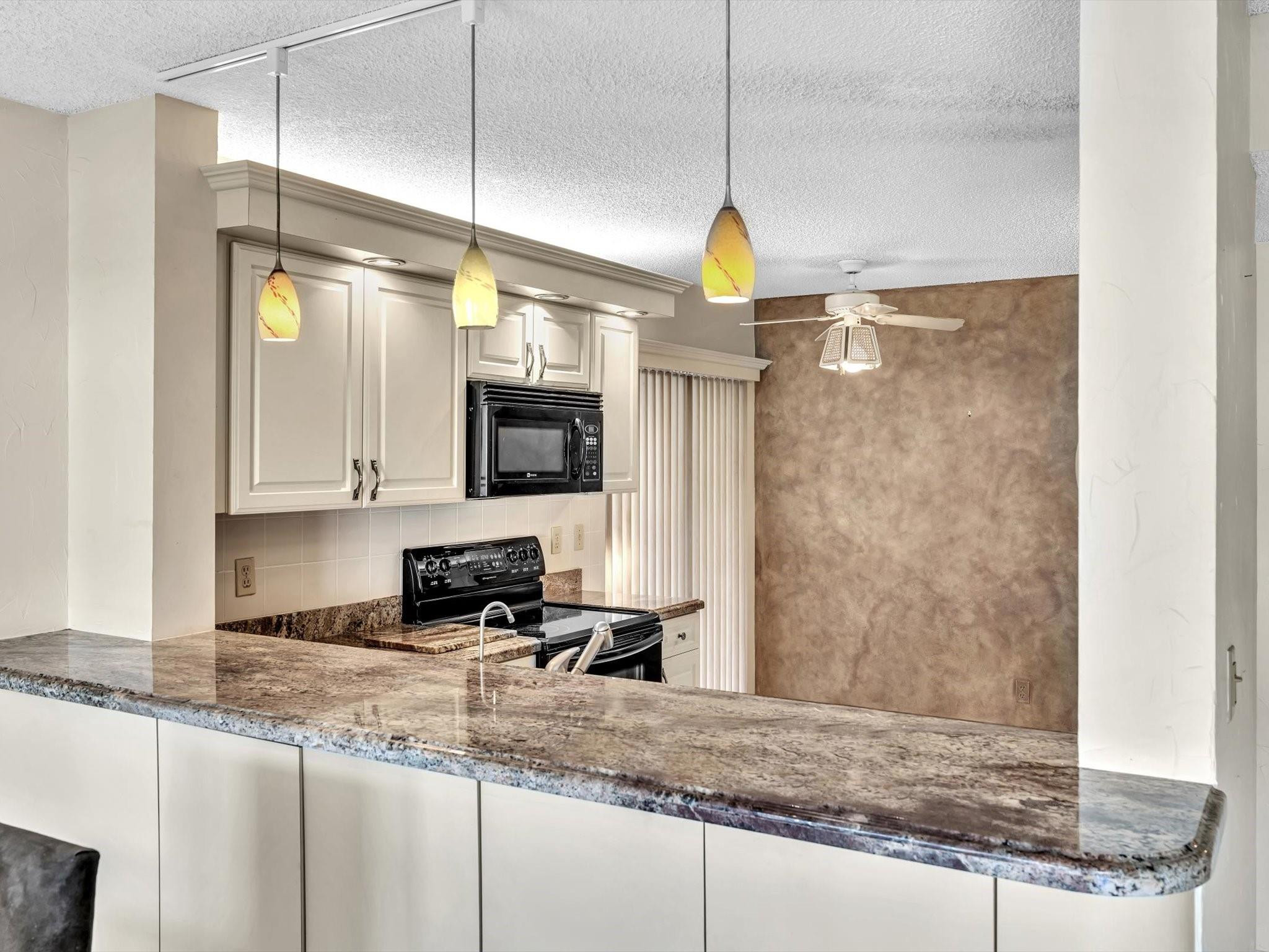 10407 S Circle Lake Drive 102