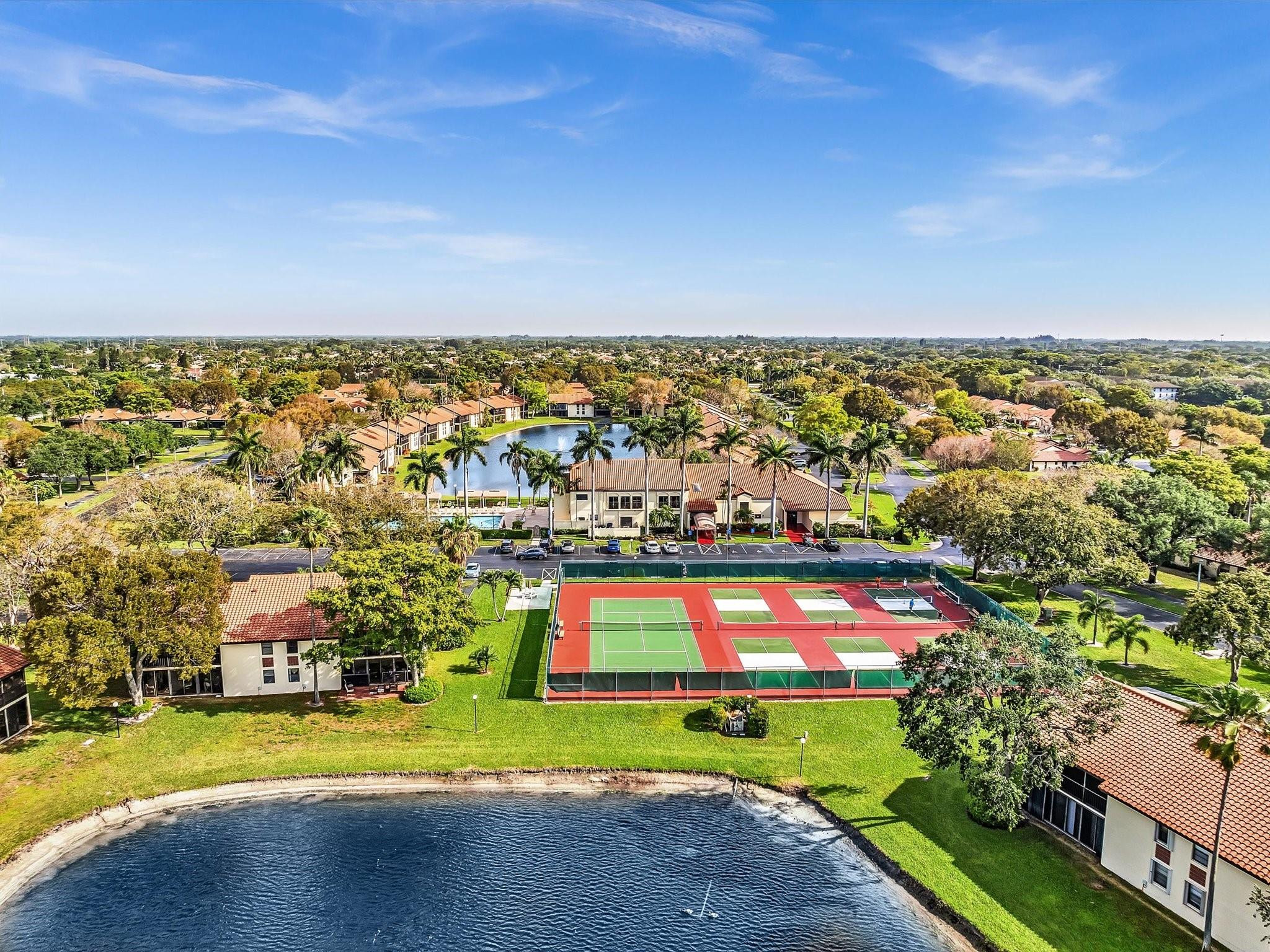 10407 S Circle Lake Drive 102