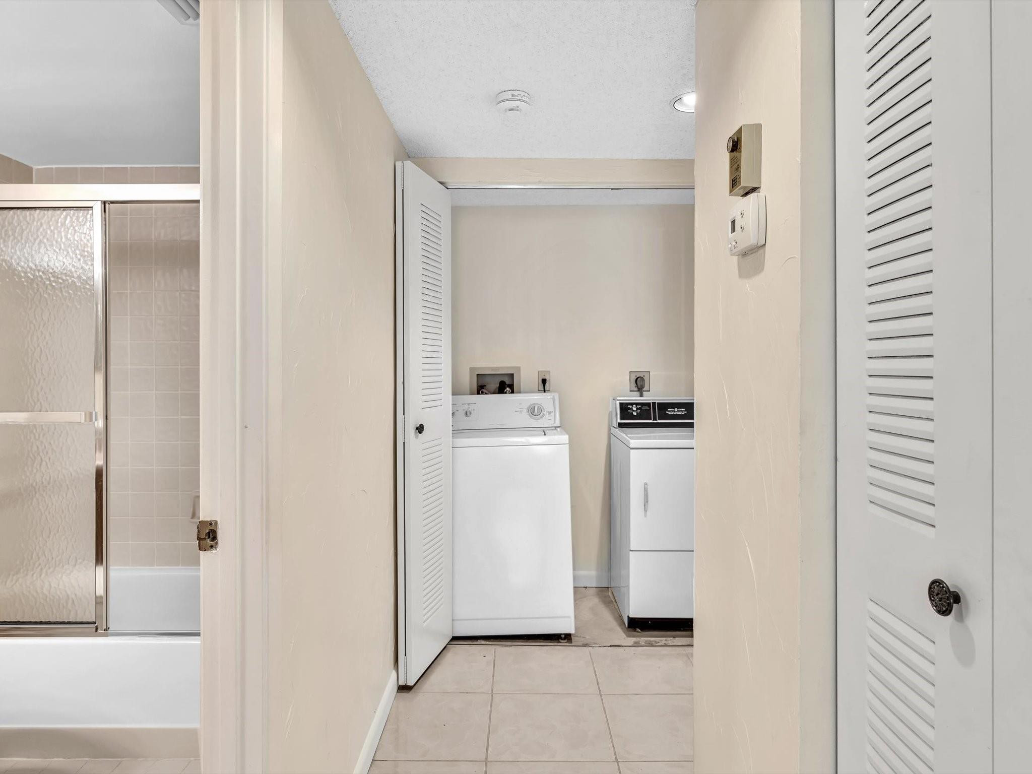 10407 S Circle Lake Drive 102