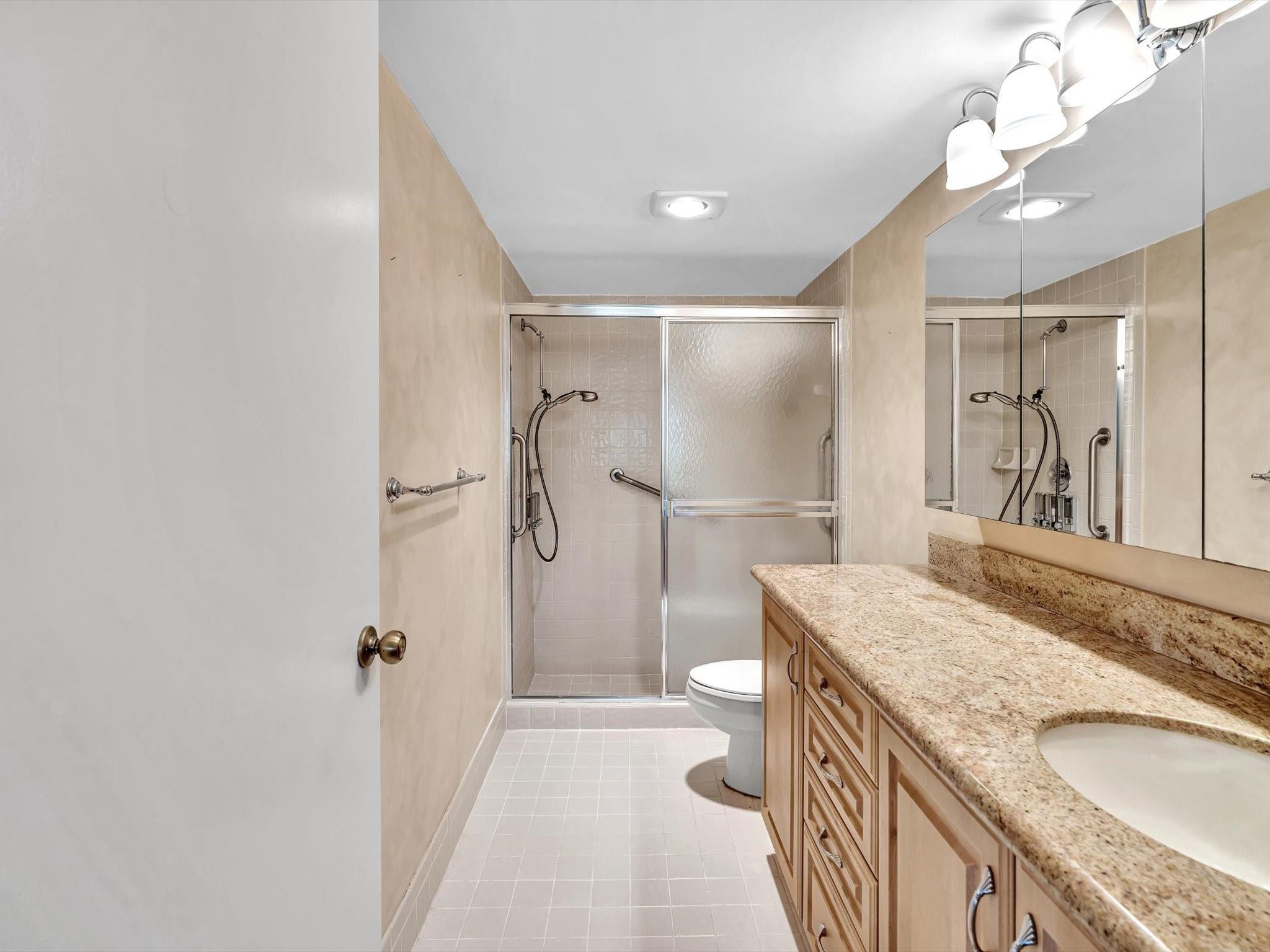 10407 S Circle Lake Drive 102