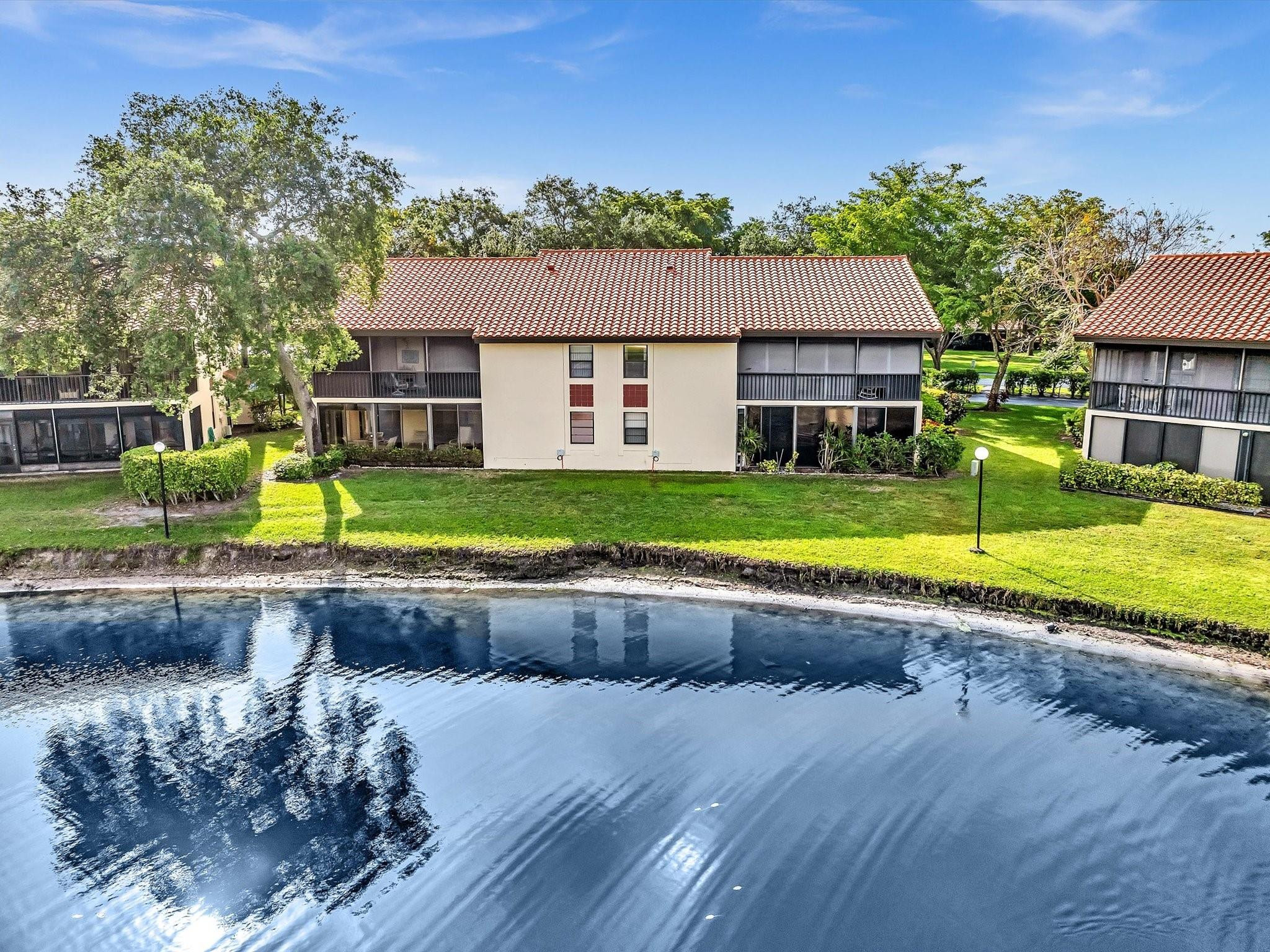 10407 S Circle Lake Drive 102