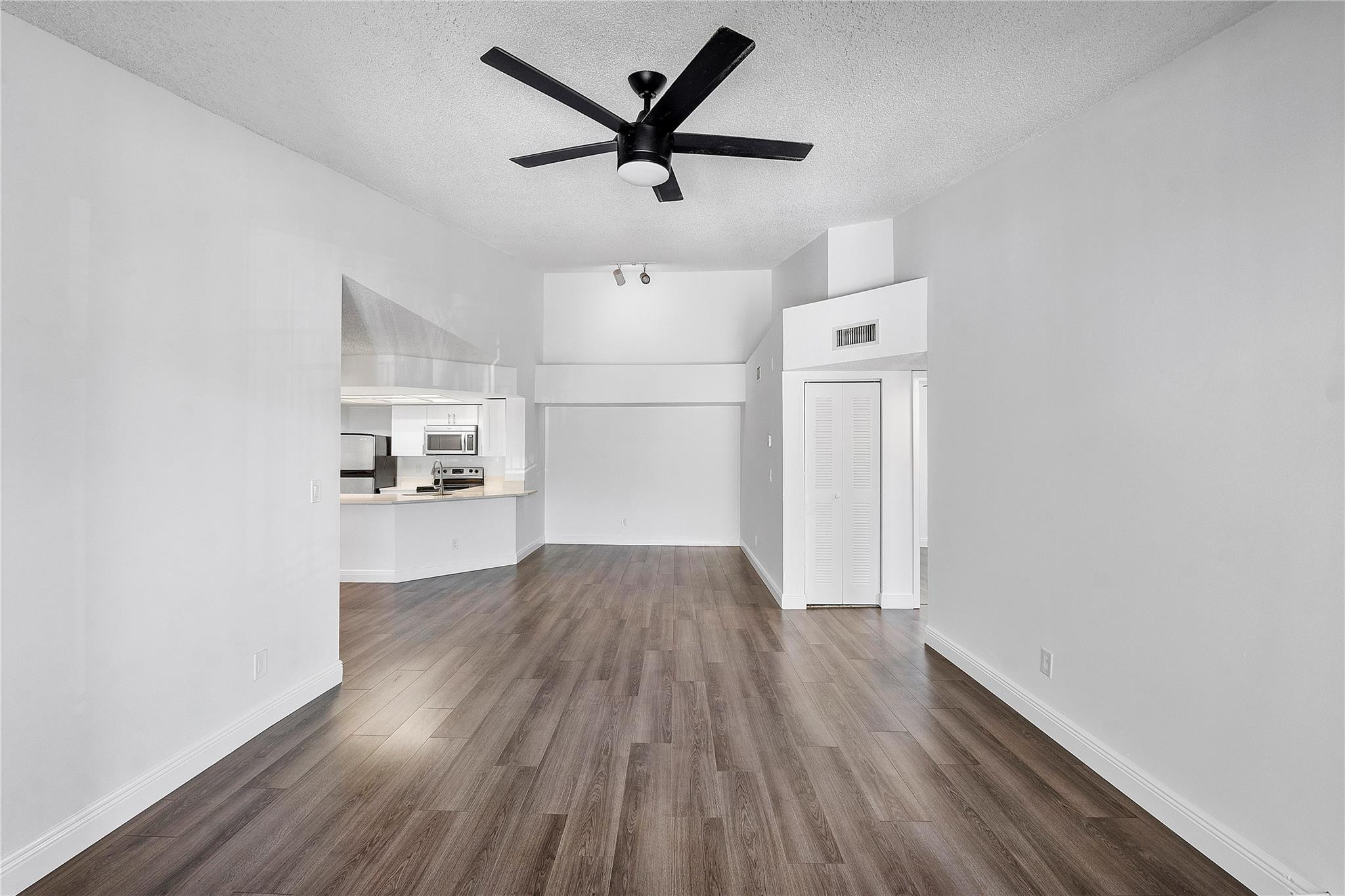 9150 W Atlantic Boulevard 1737