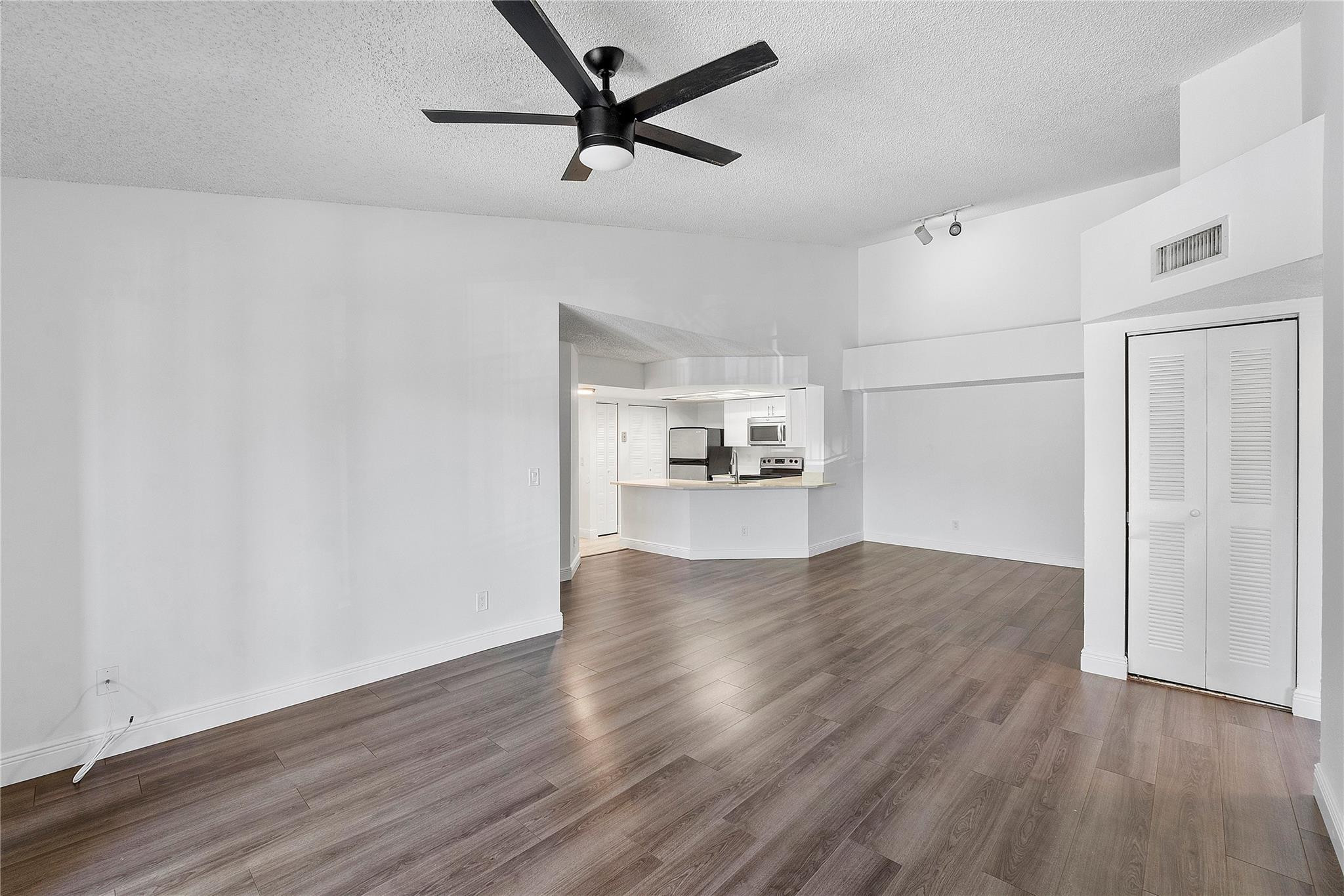 9150 W Atlantic Boulevard 1737