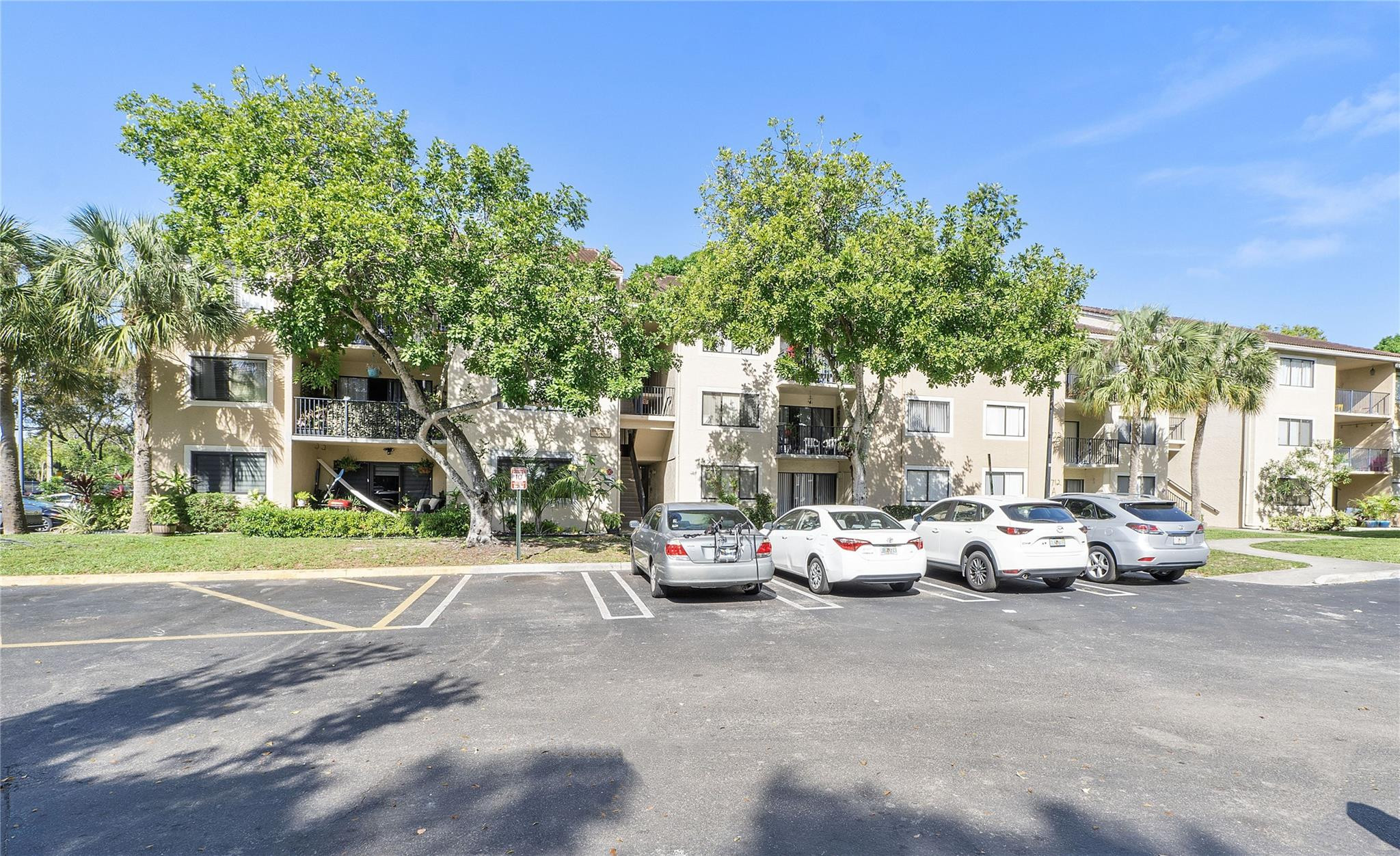 9150 W Atlantic Boulevard 1737