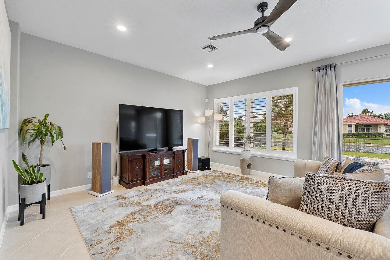 11529 NW 72nd Place